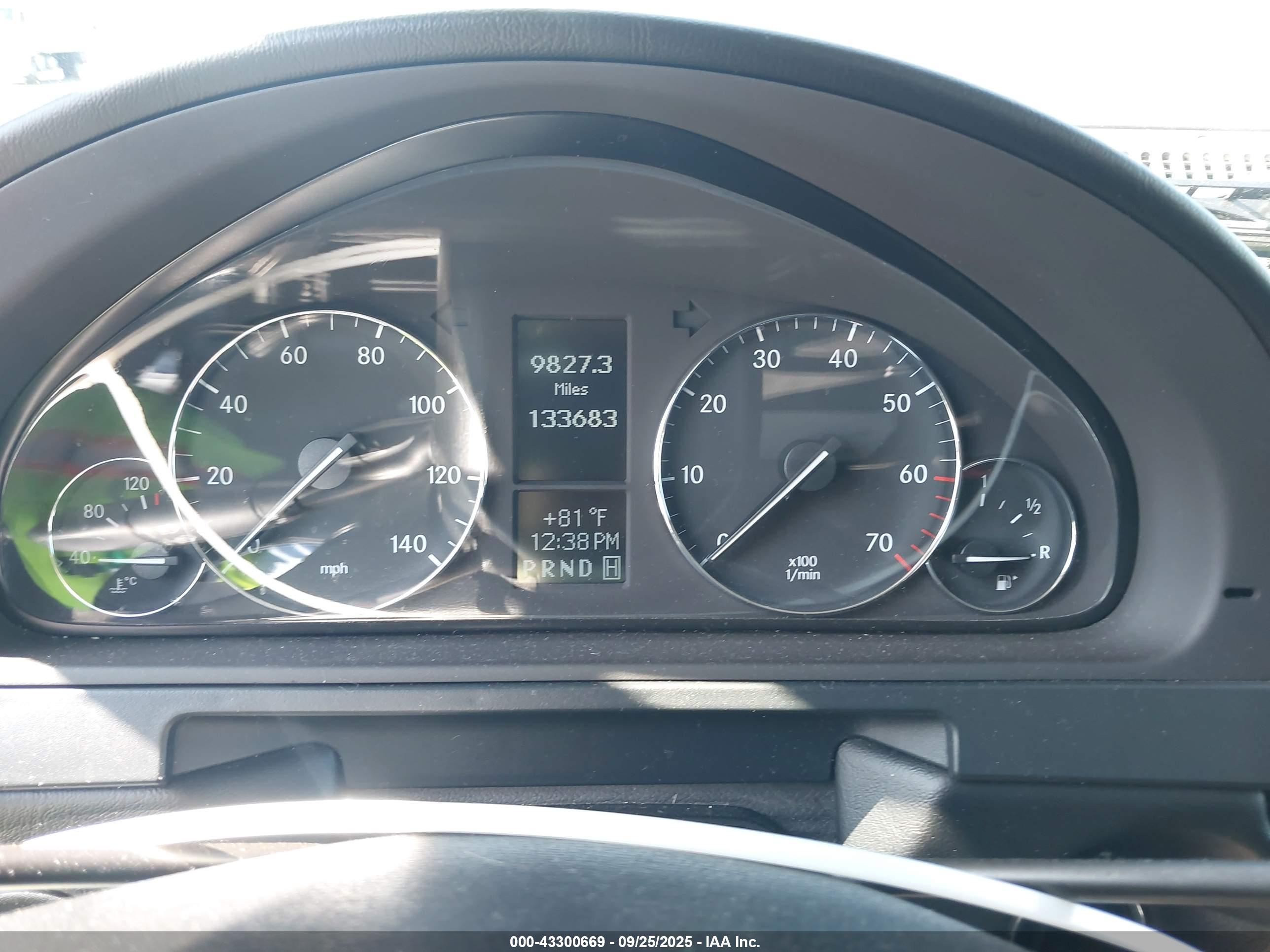 MERCEDES-BENZ G image 7