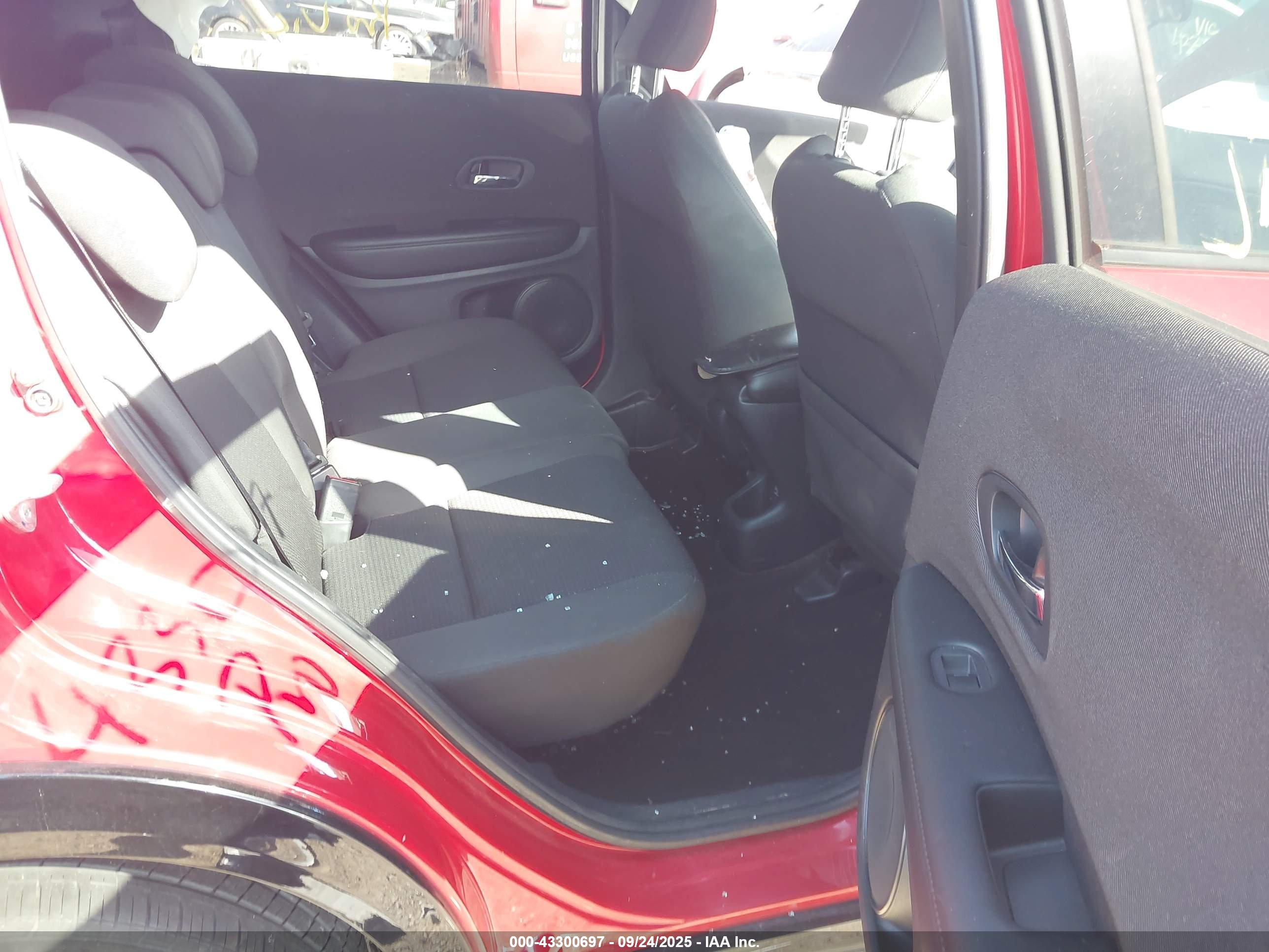 HONDA HR-V image 8