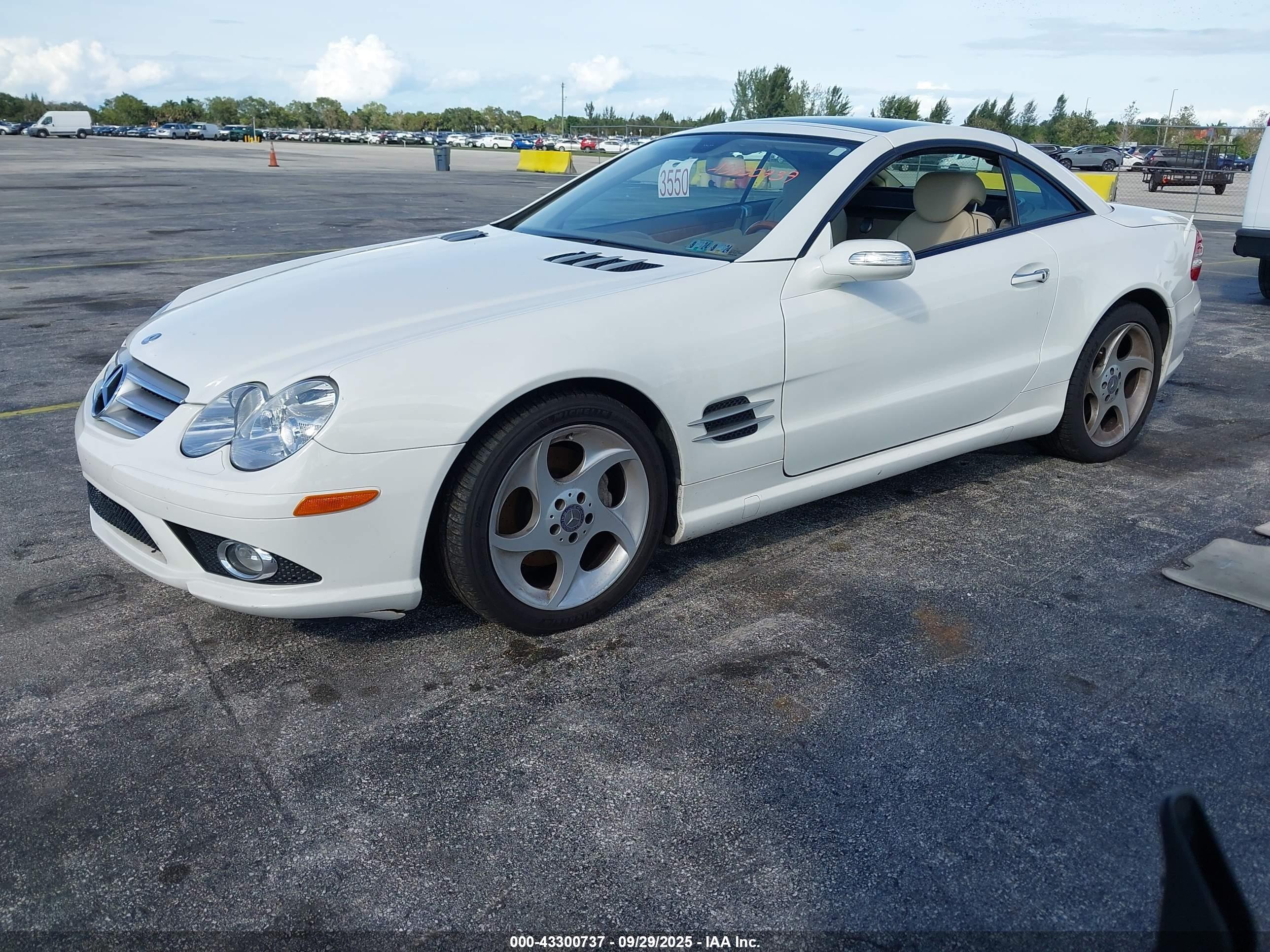 MERCEDES-BENZ SL image 2