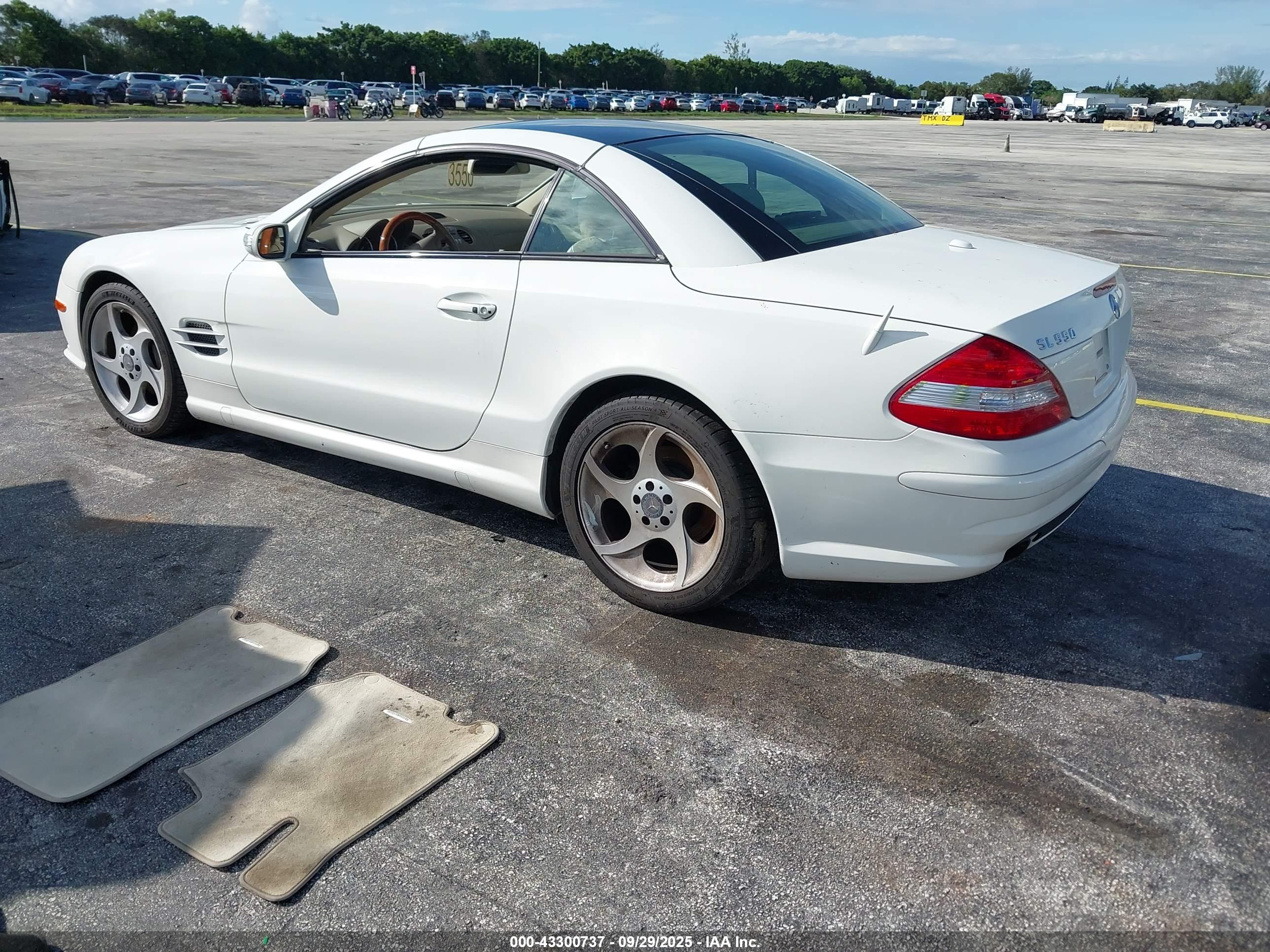 MERCEDES-BENZ SL image 3