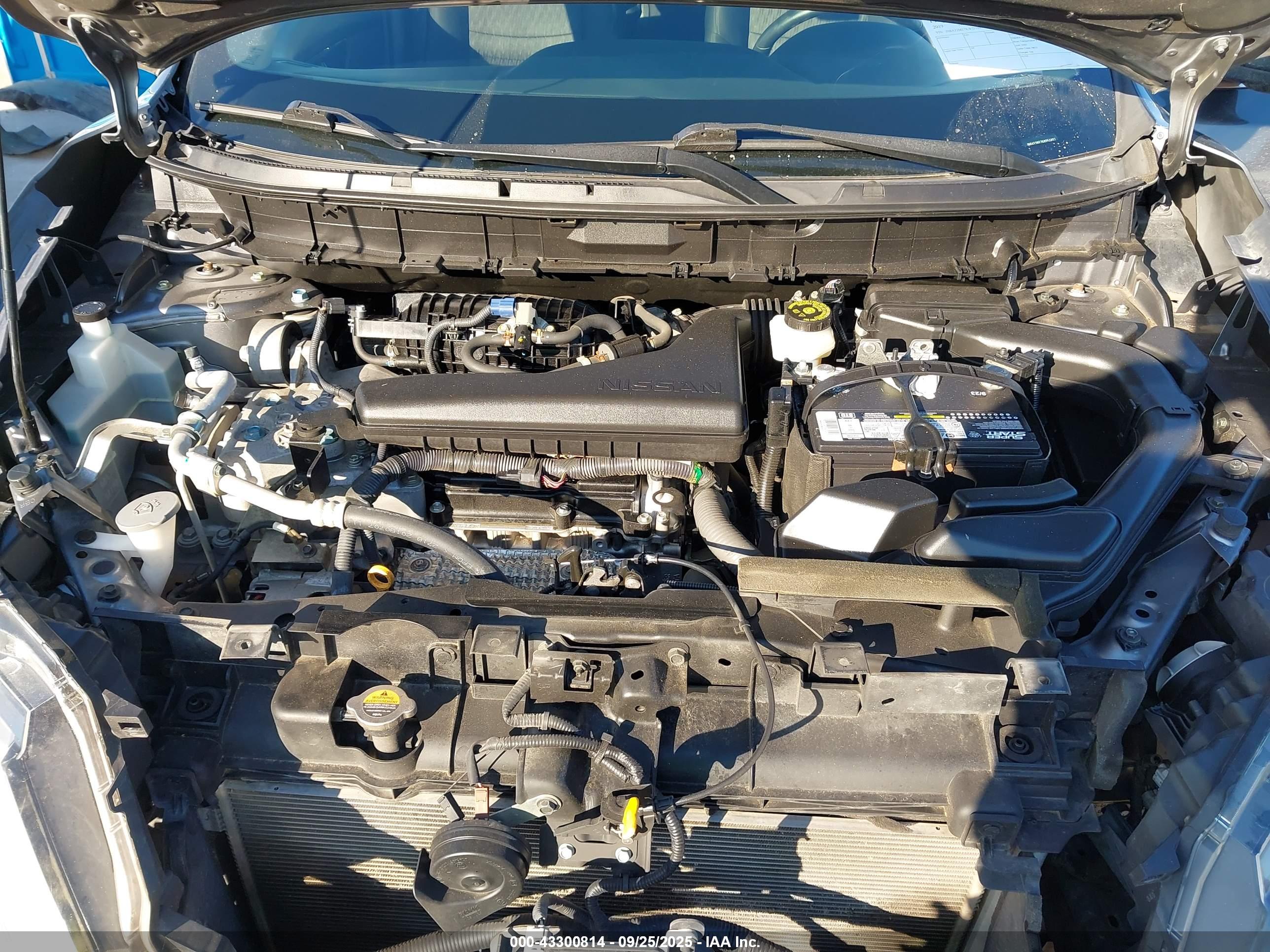 NISSAN ROGUE image 10