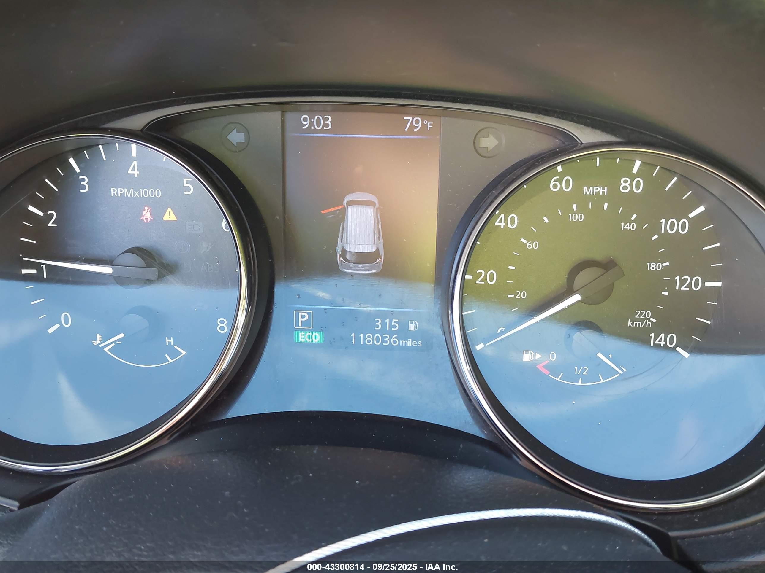 NISSAN ROGUE image 7
