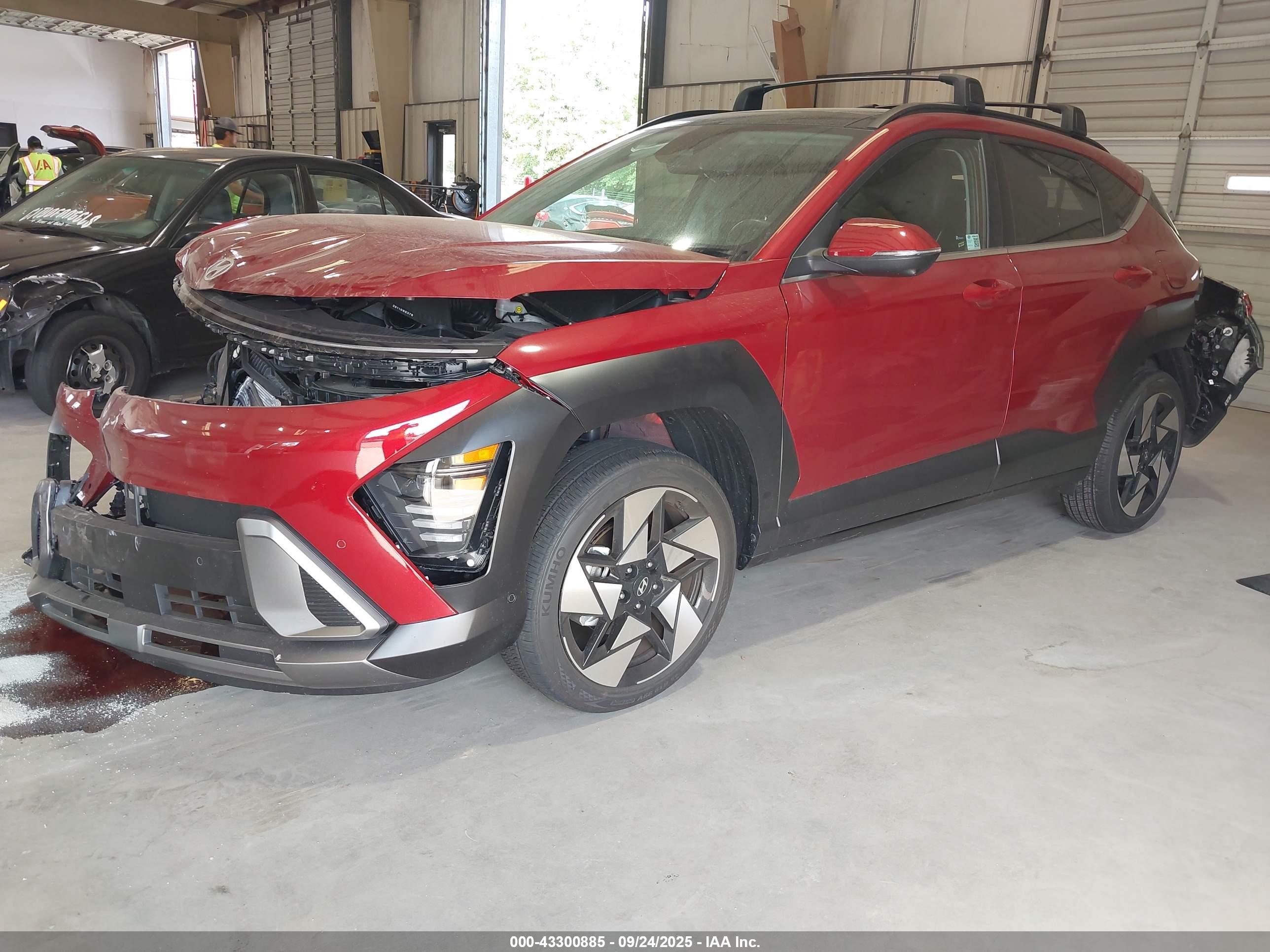 HYUNDAI KONA image 2