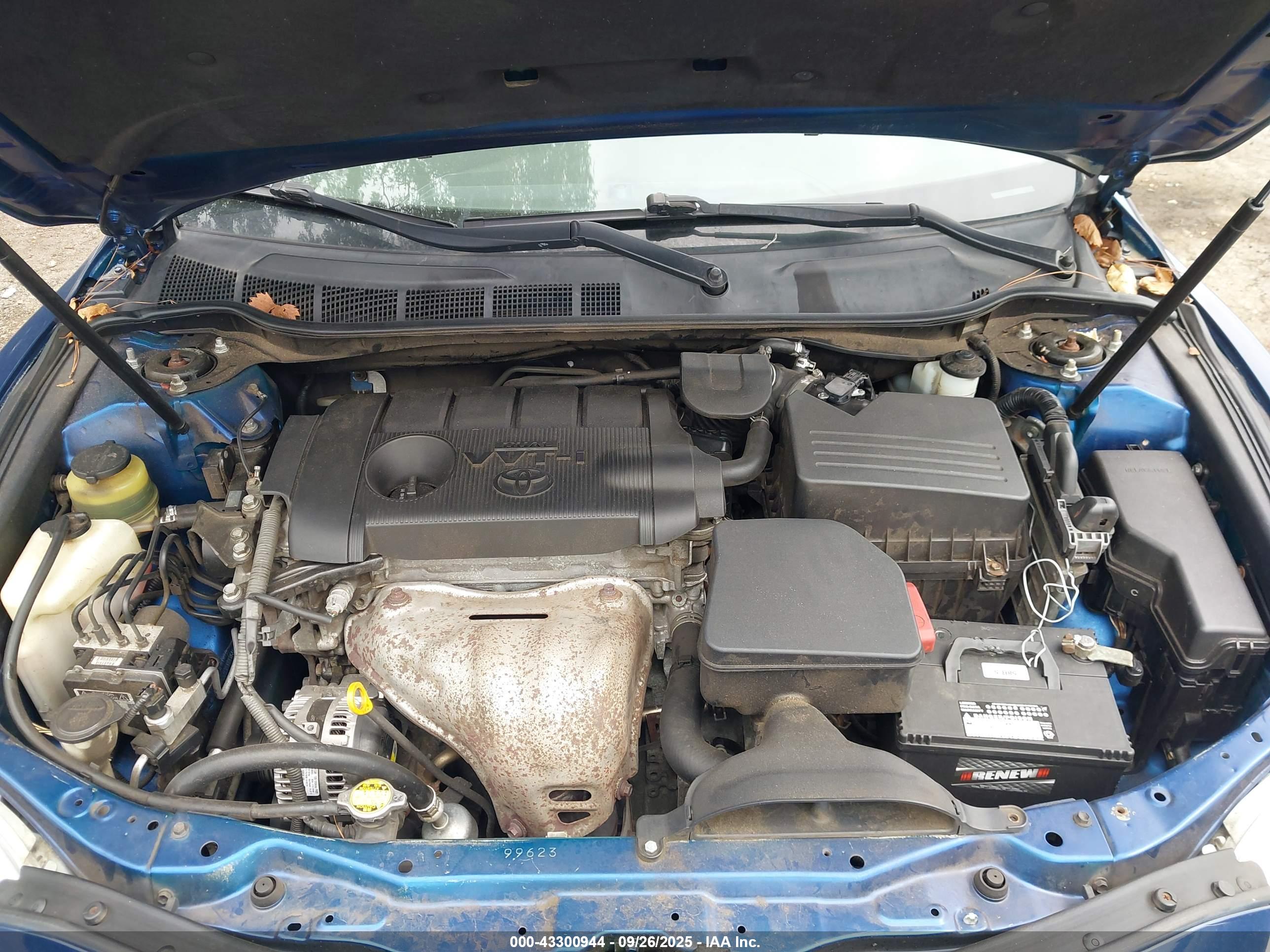 TOYOTA CAMRY image 10