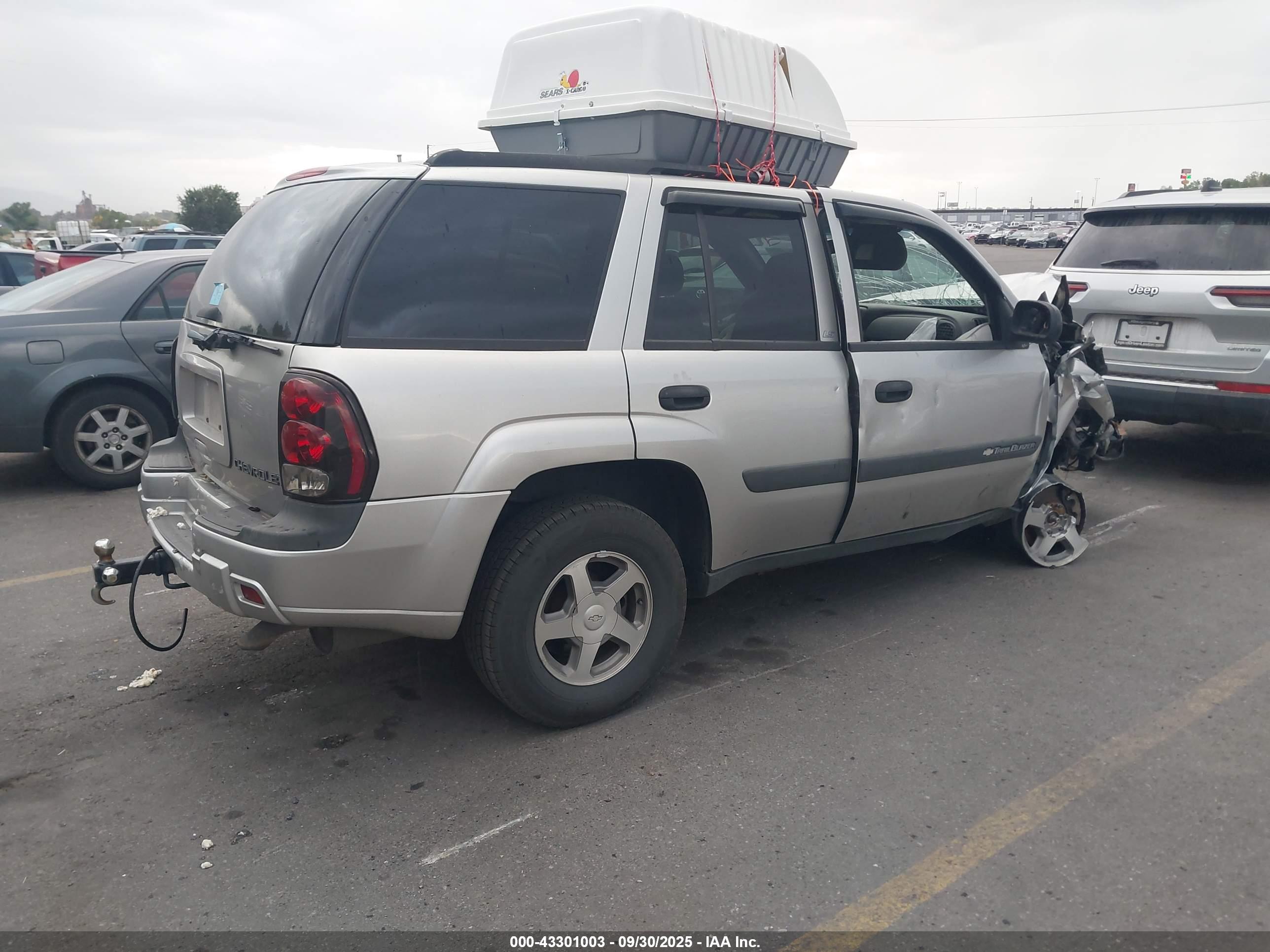 CHEVROLET TRAILBLAZER image 4