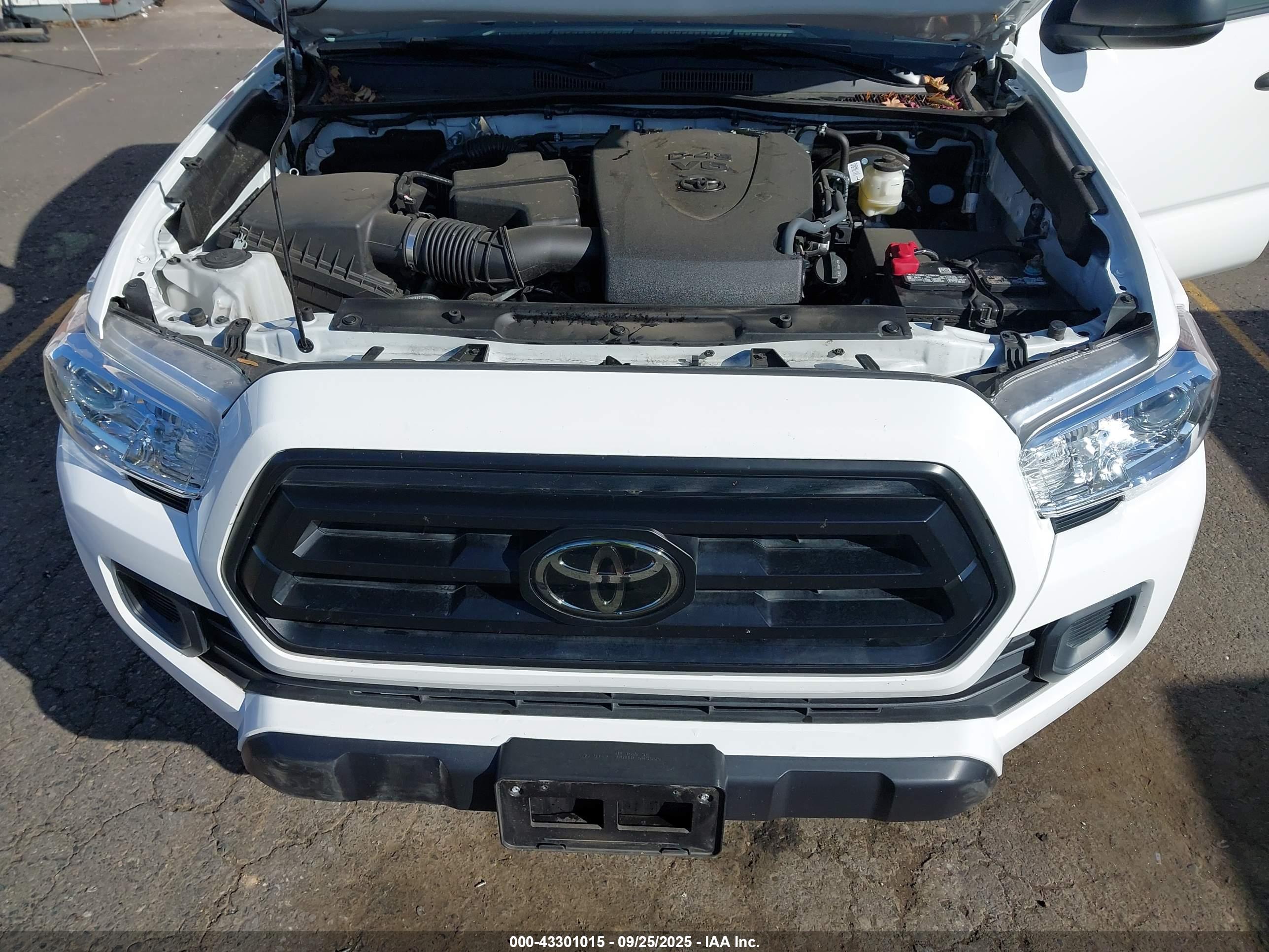 TOYOTA TACOMA image 10