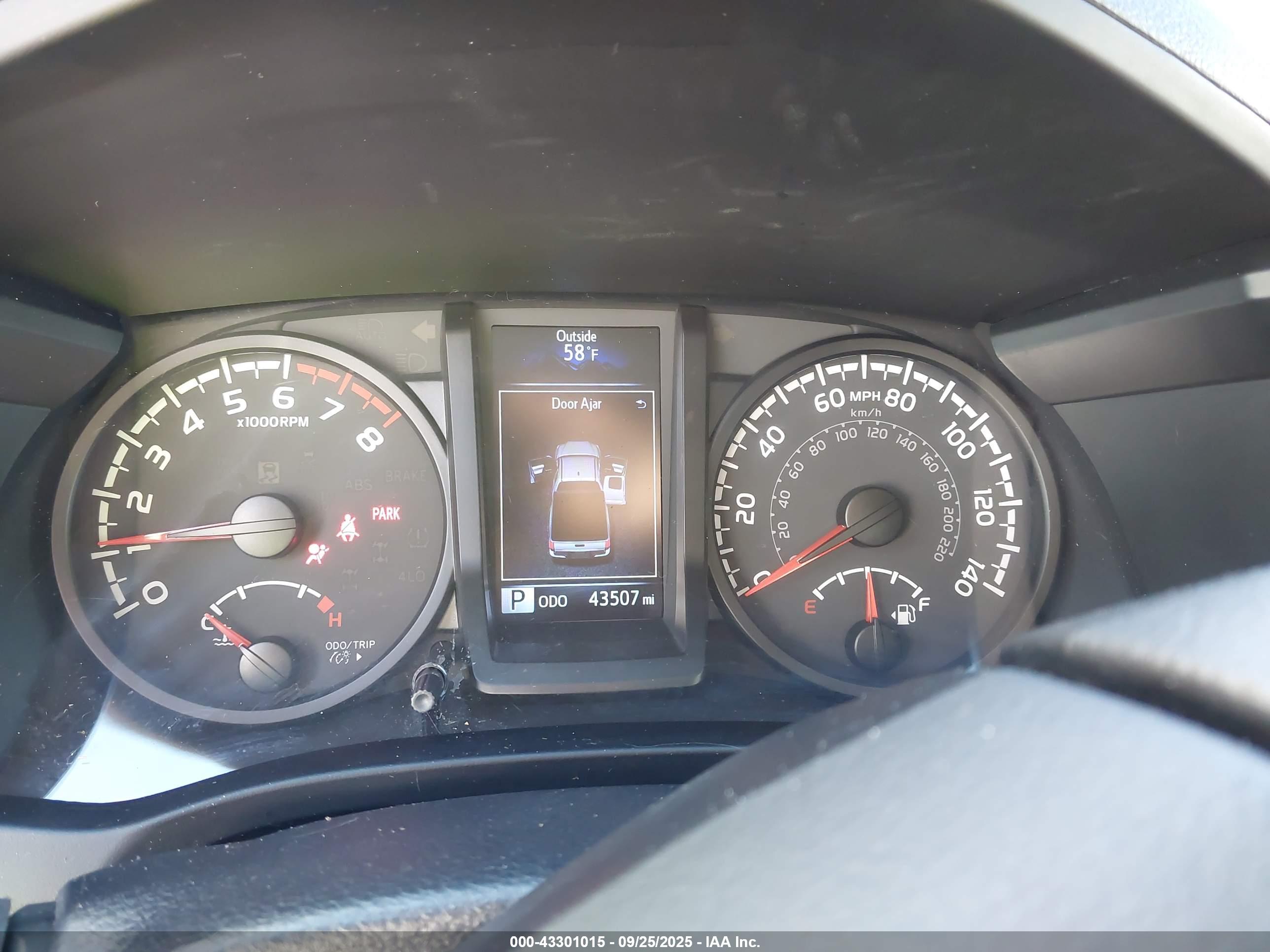 TOYOTA TACOMA image 7