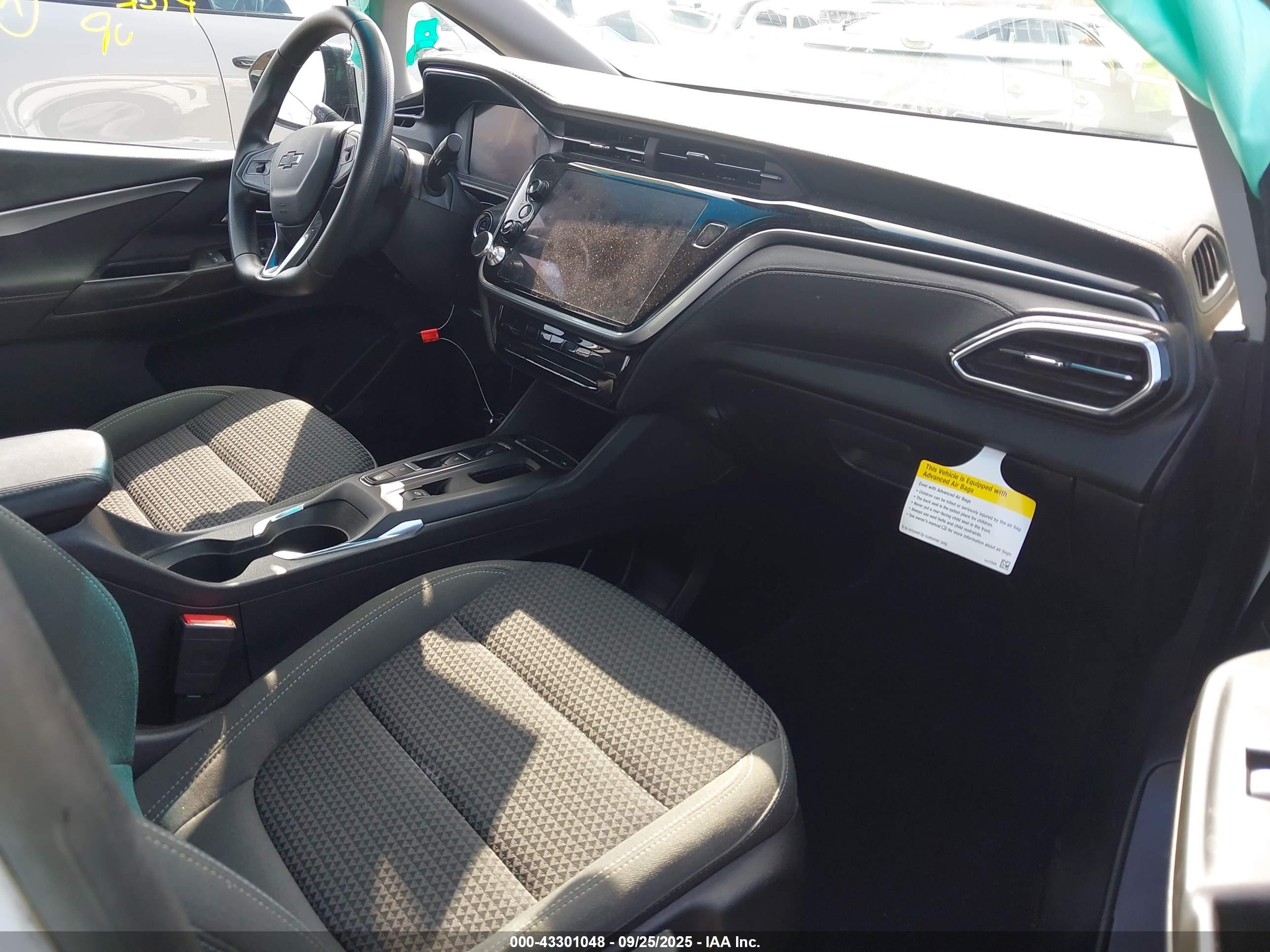 CHEVROLET BOLT image 5