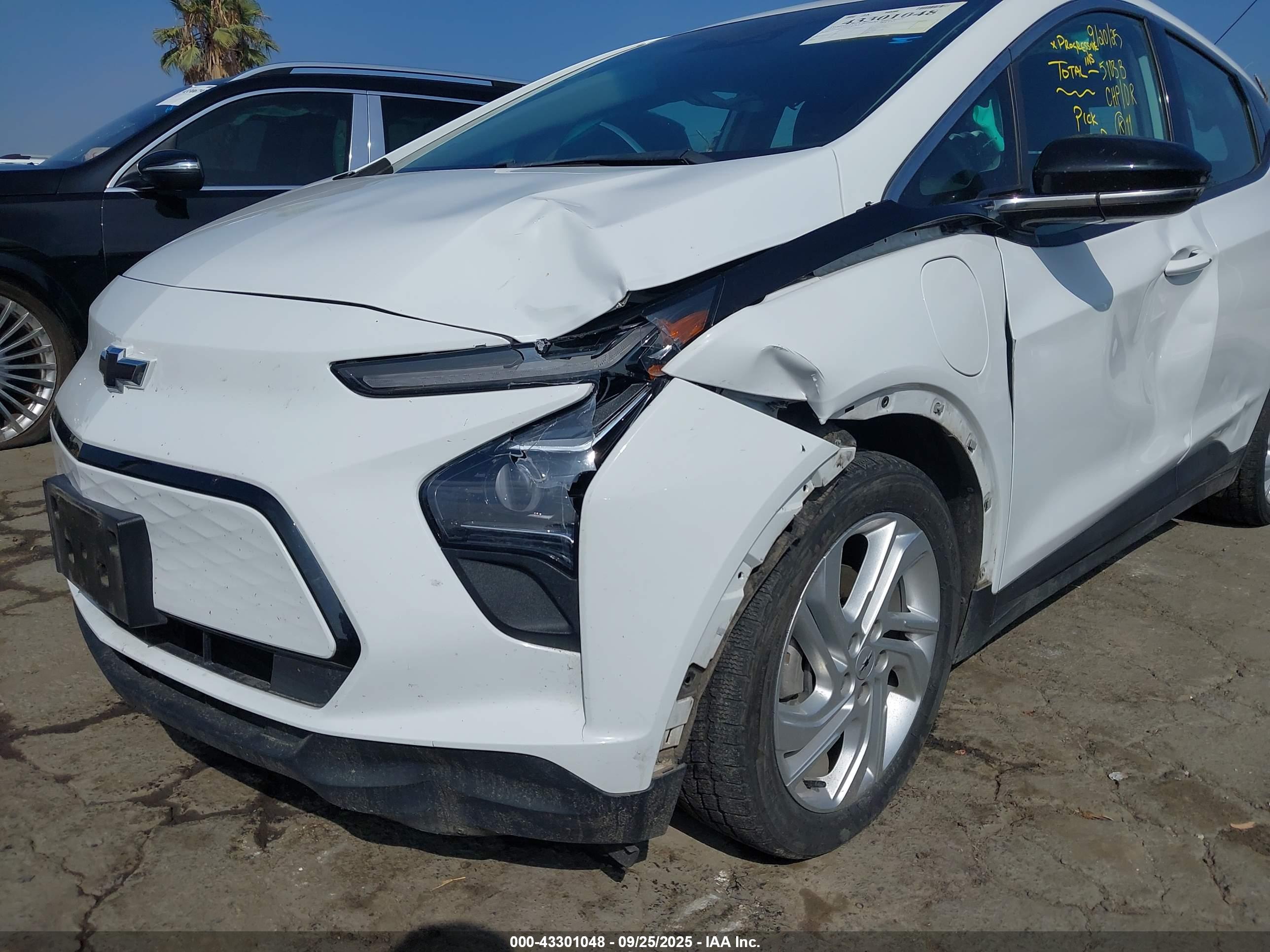 CHEVROLET BOLT image 6