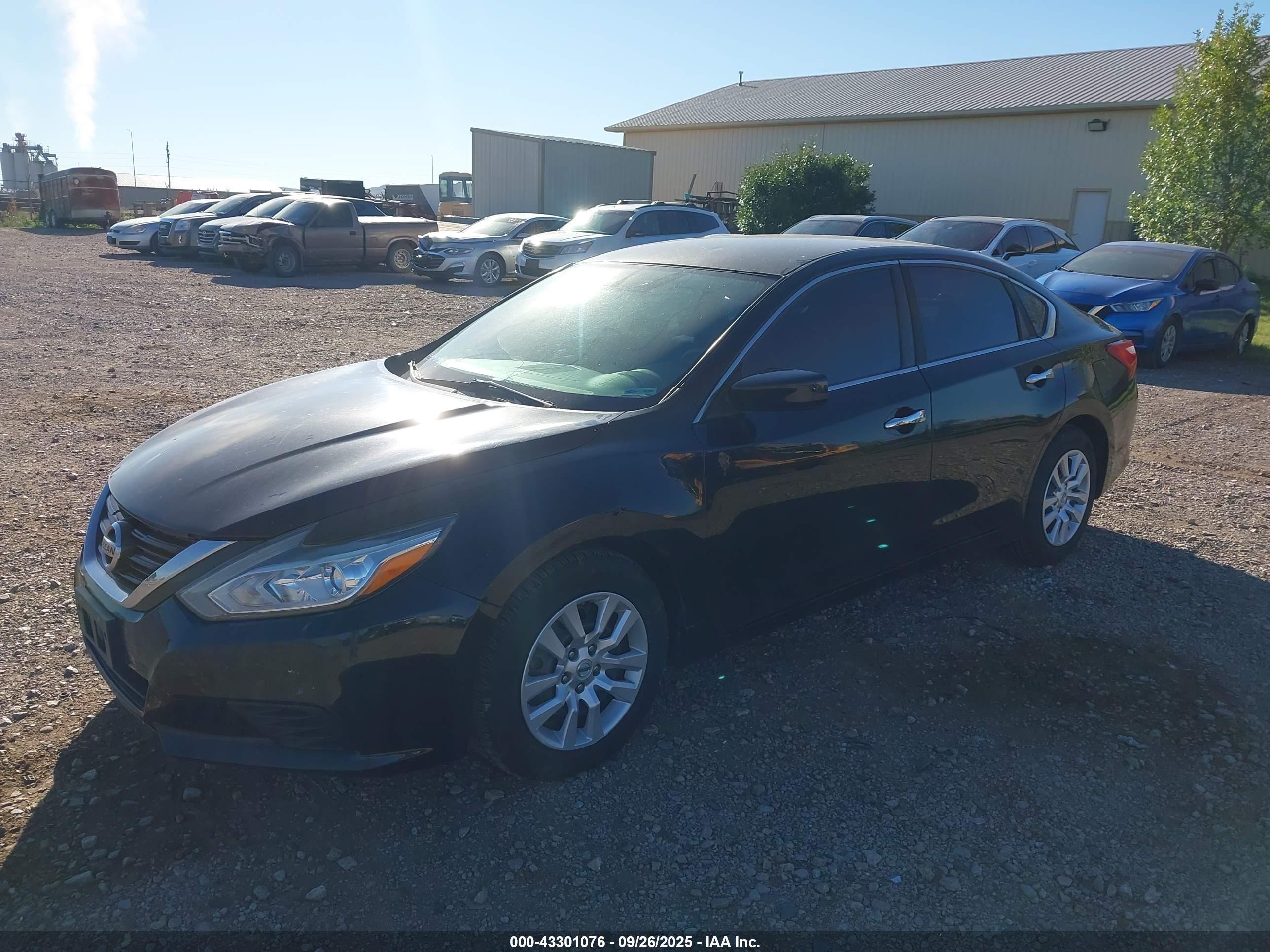 NISSAN ALTIMA image 2