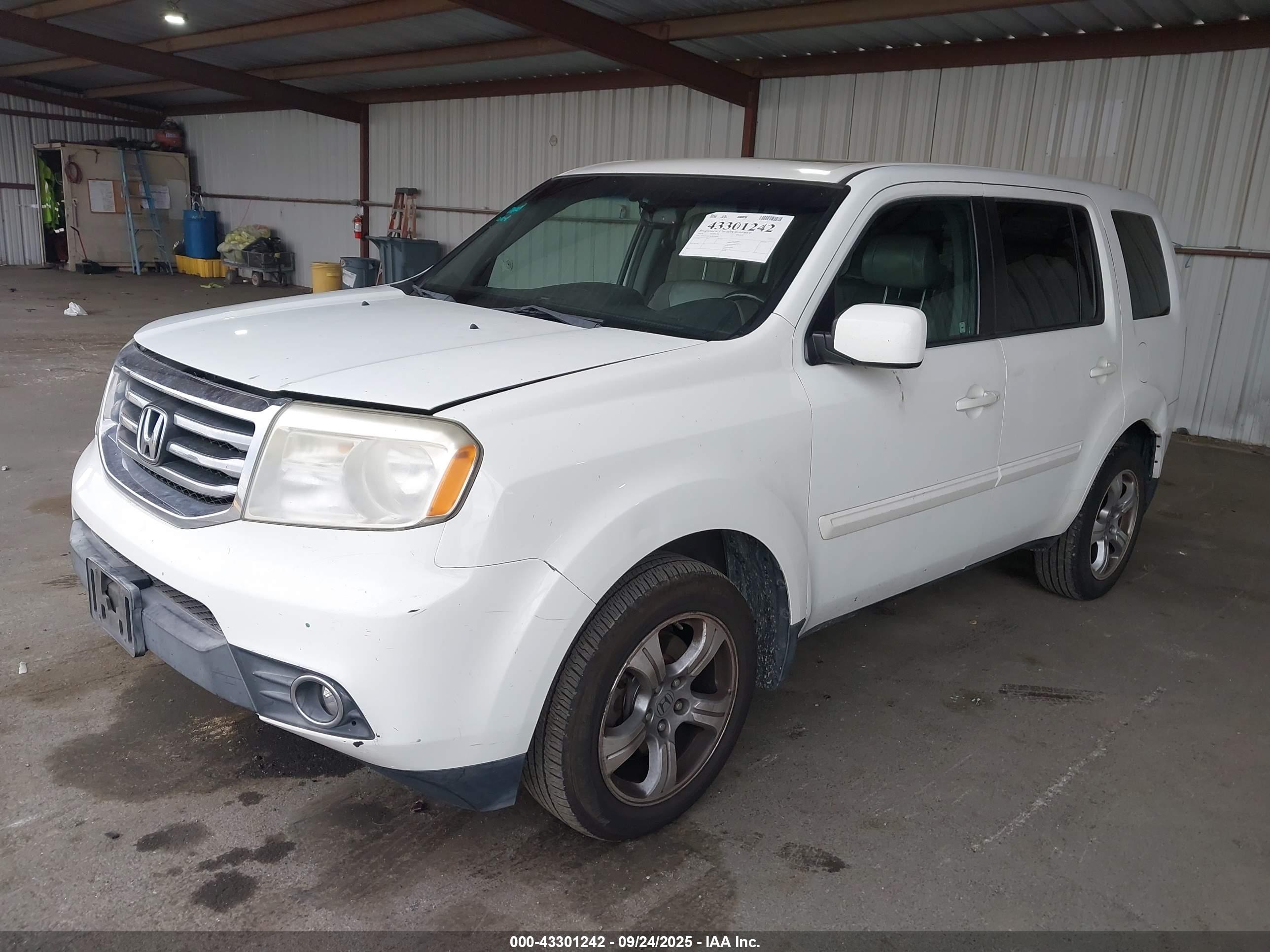 HONDA PILOT image 2