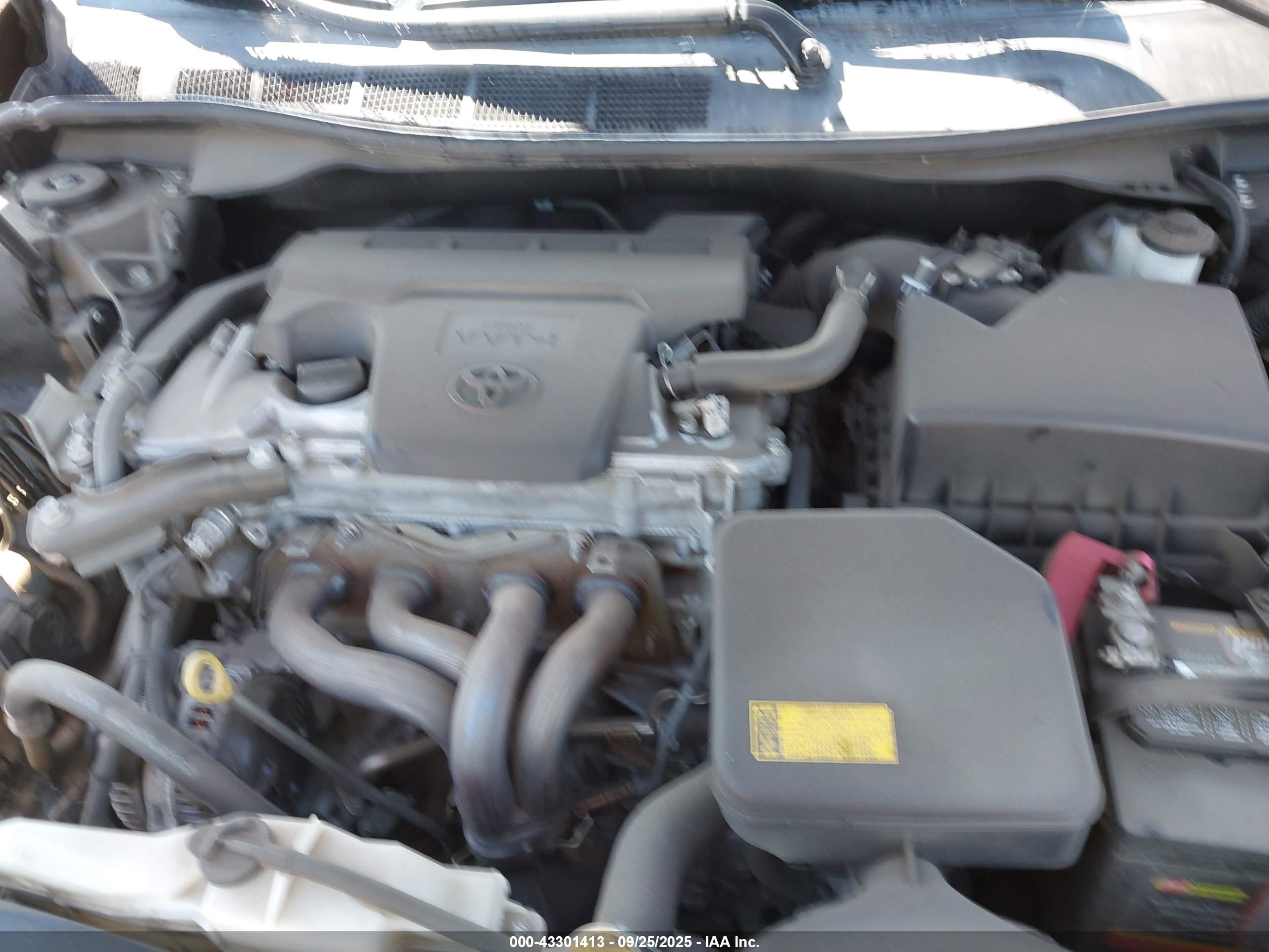 TOYOTA CAMRY image 10