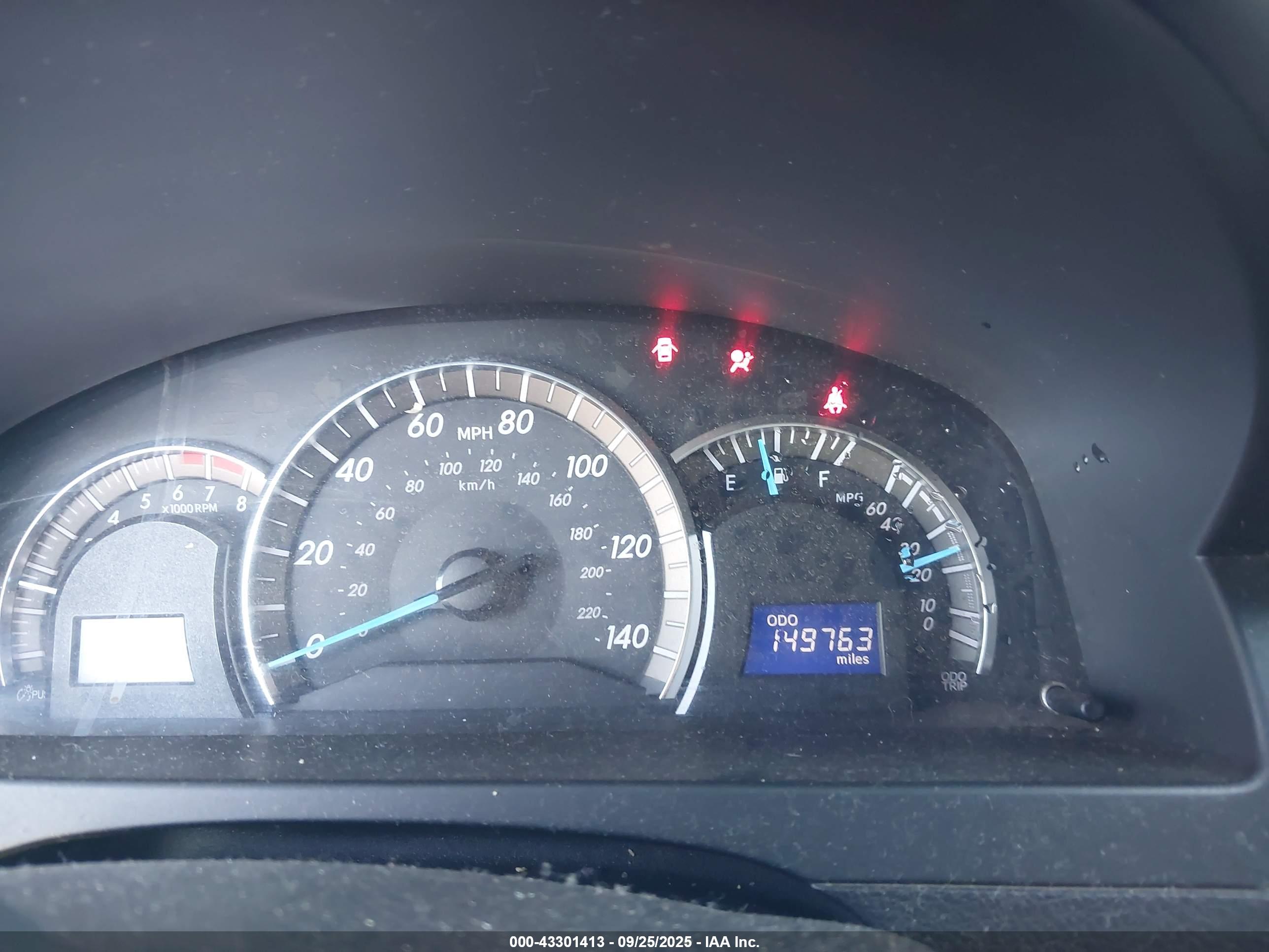 TOYOTA CAMRY image 7