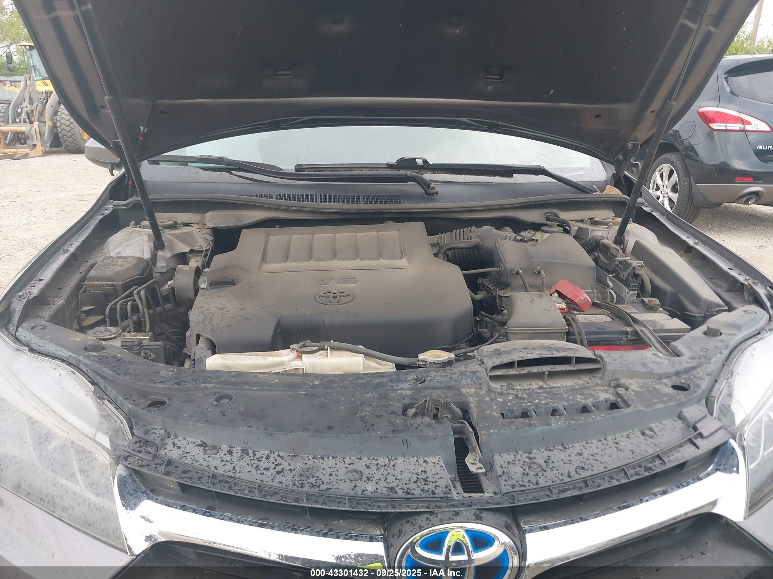 TOYOTA CAMRY image 10