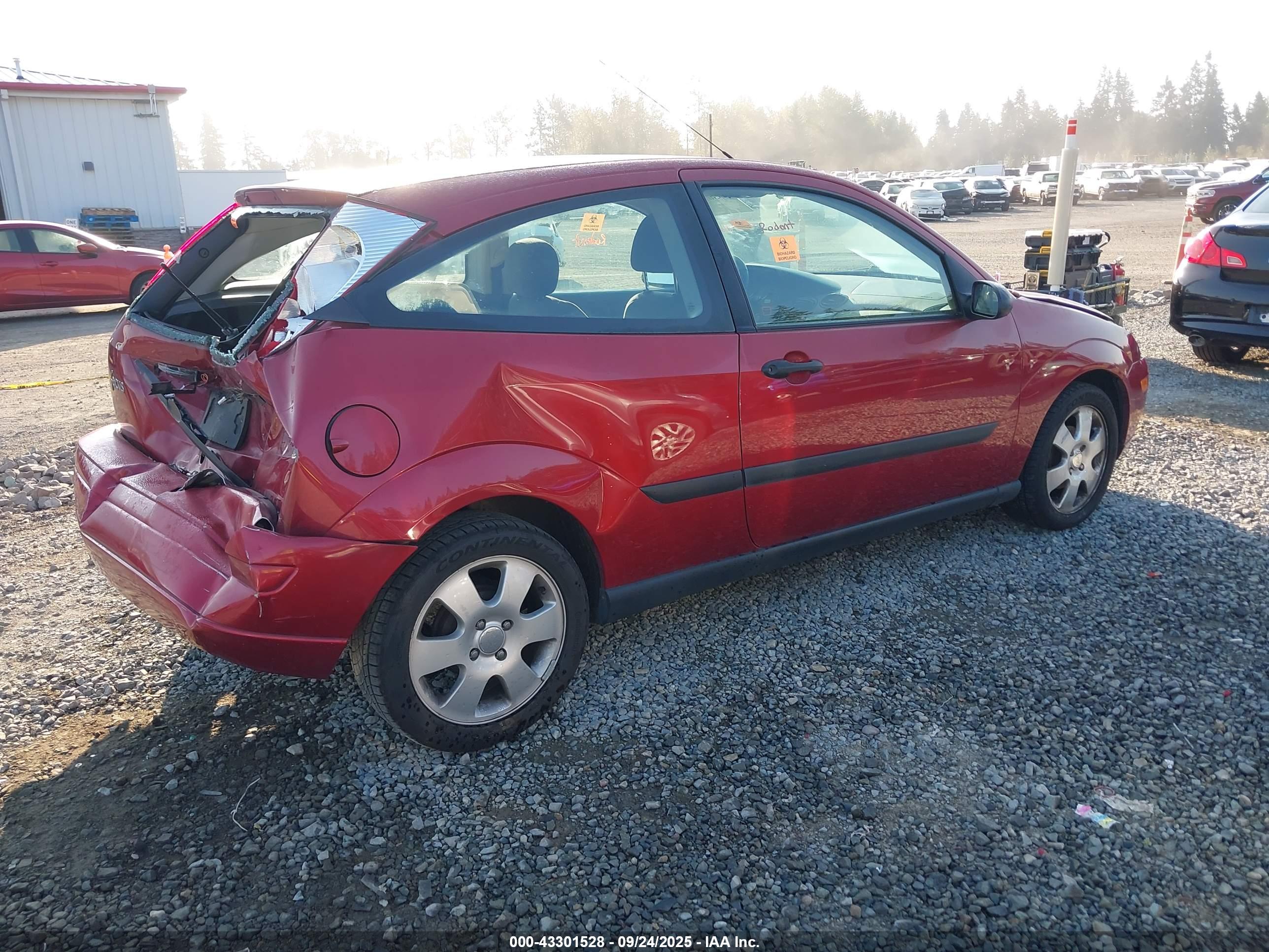 FORD FOCUS image 4