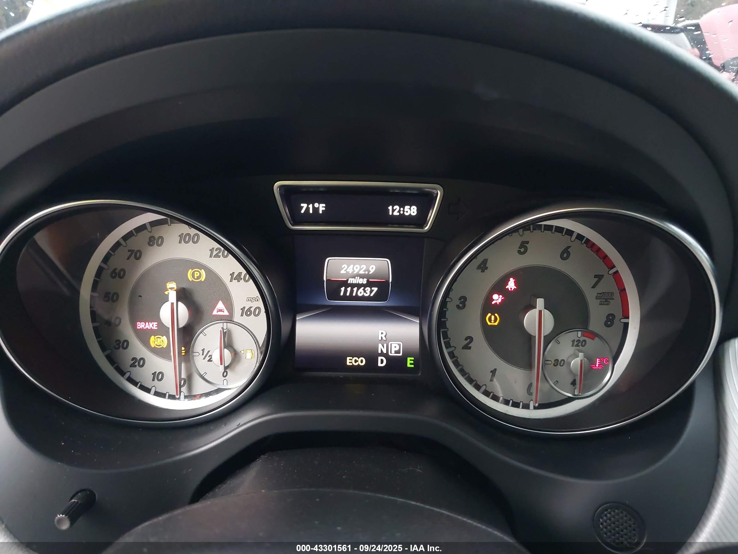 MERCEDES-BENZ CLA image 7