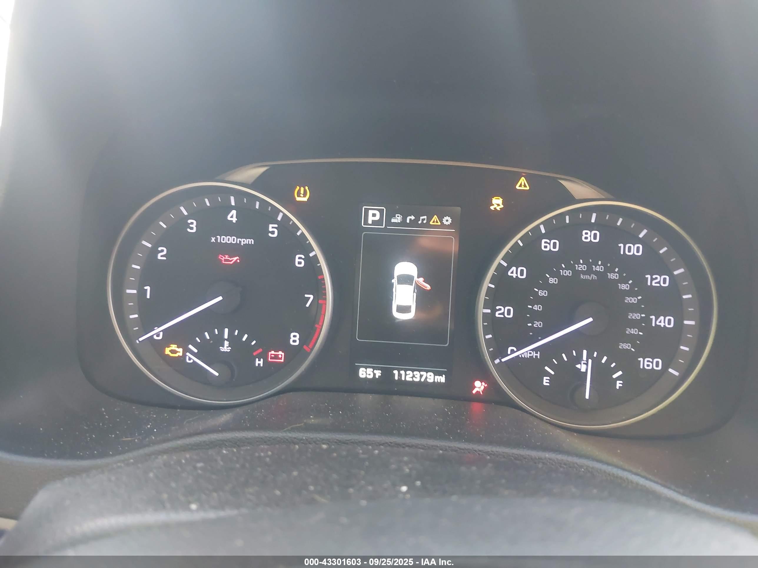HYUNDAI ELANTRA image 7