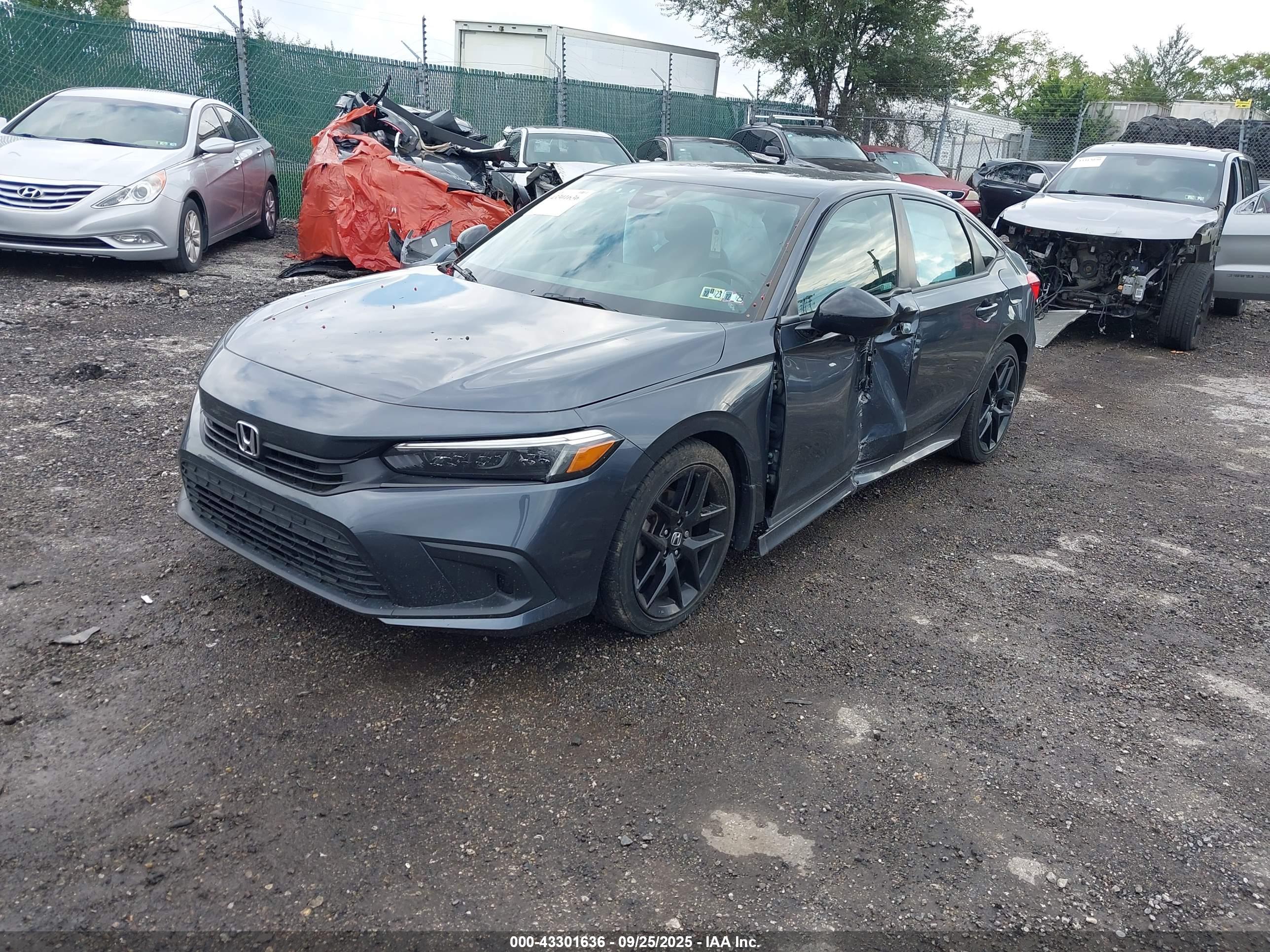 HONDA CIVIC image 2