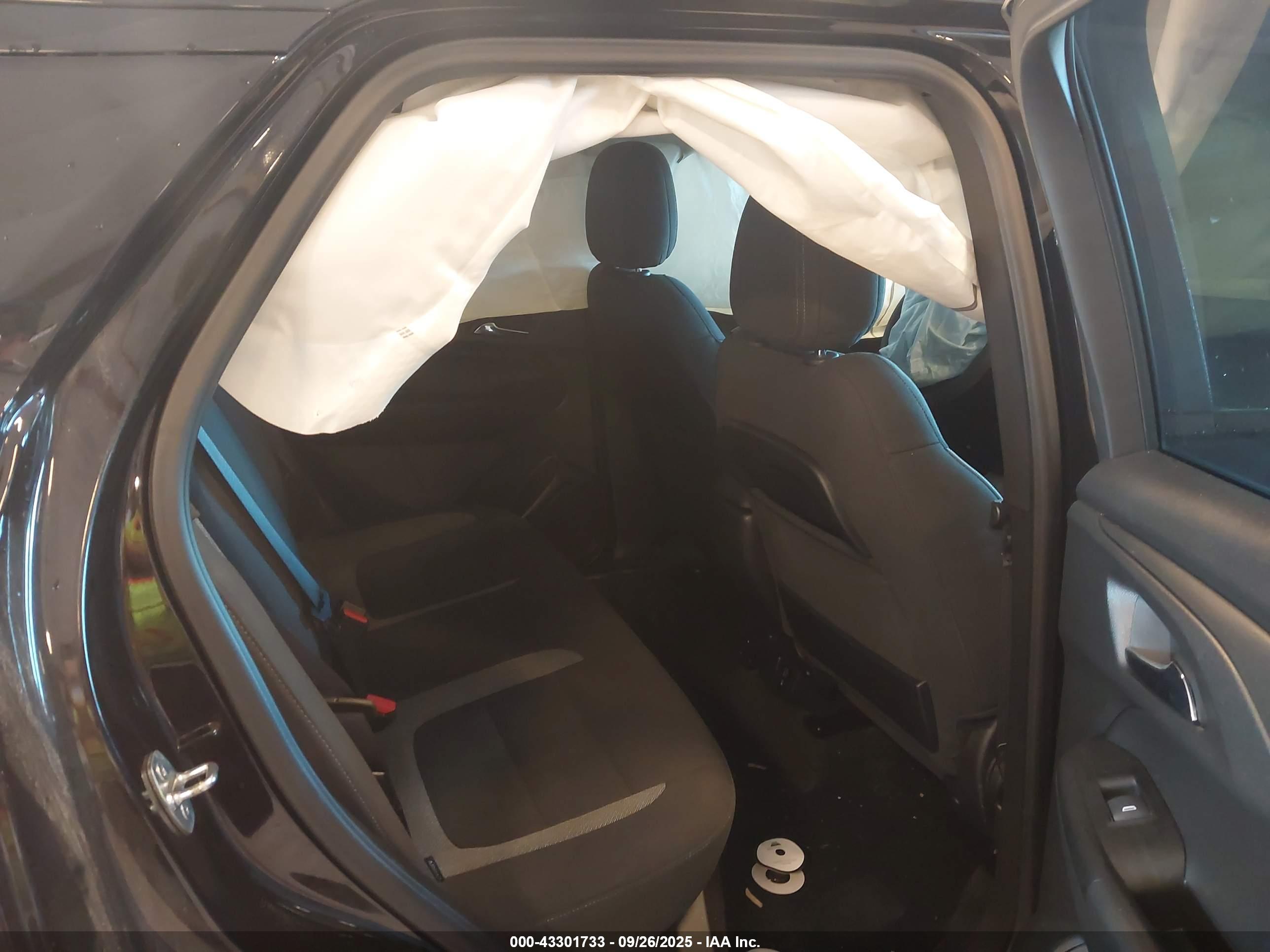 CHEVROLET TRAILBLAZER image 8
