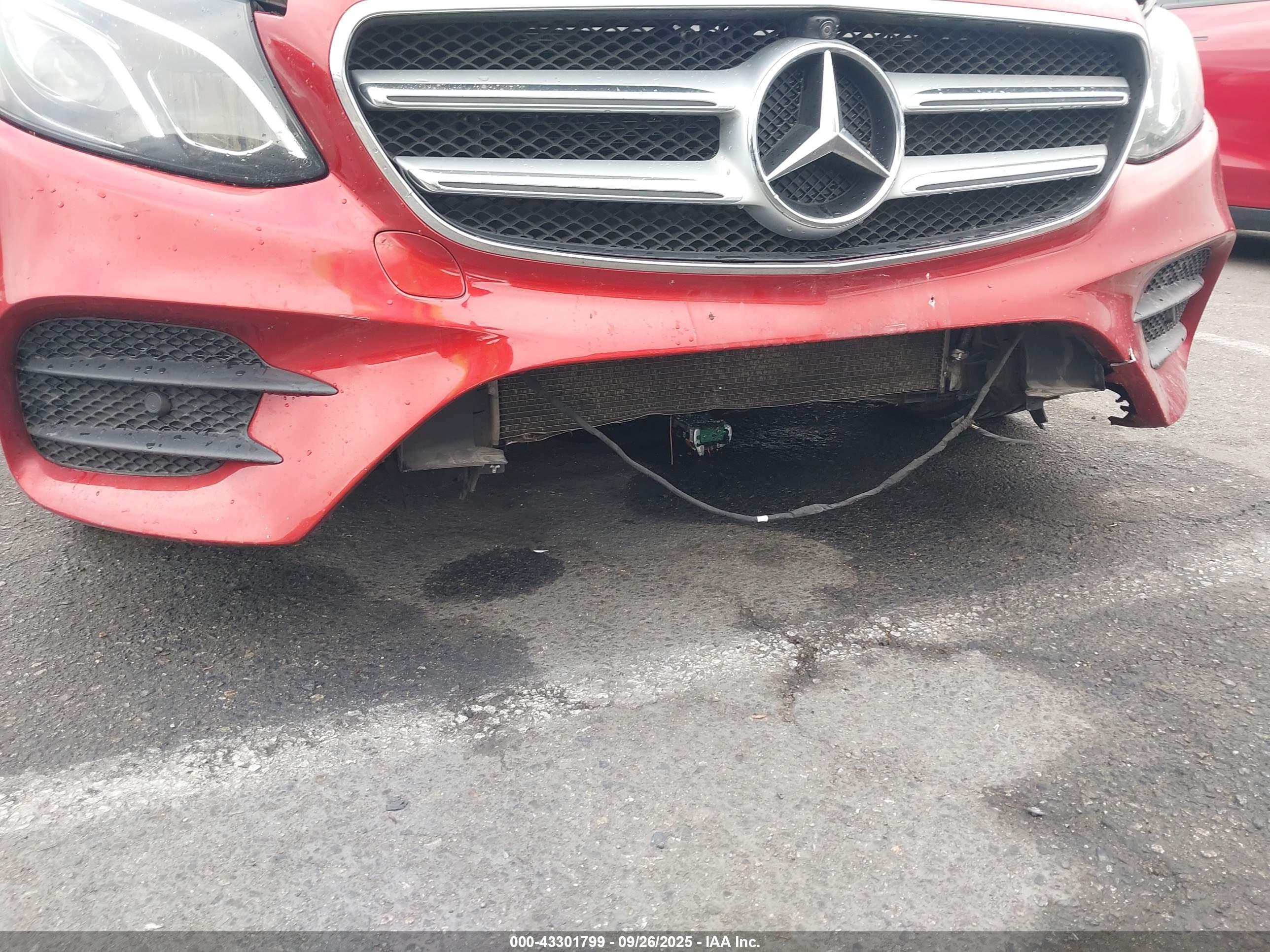 MERCEDES-BENZ E image 6