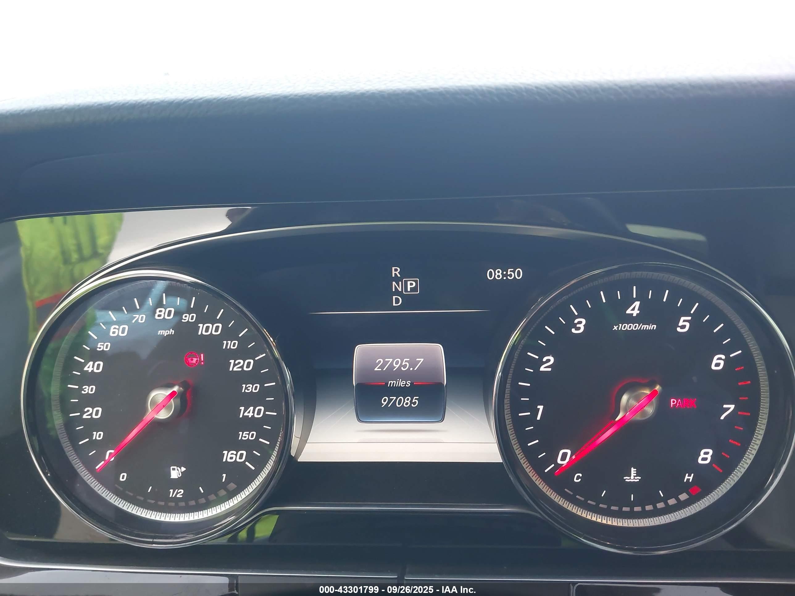 MERCEDES-BENZ E image 7
