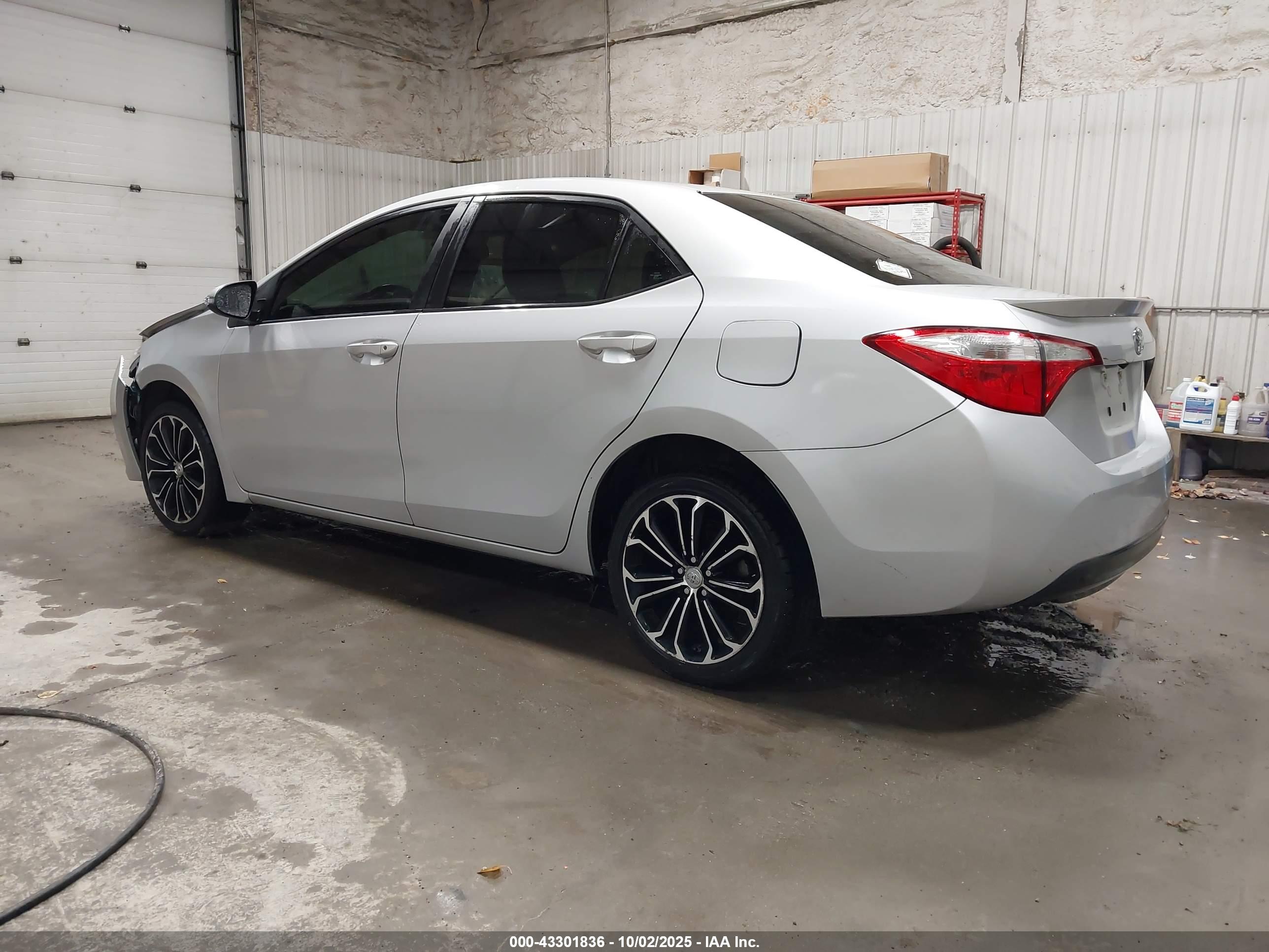 TOYOTA COROLLA image 3