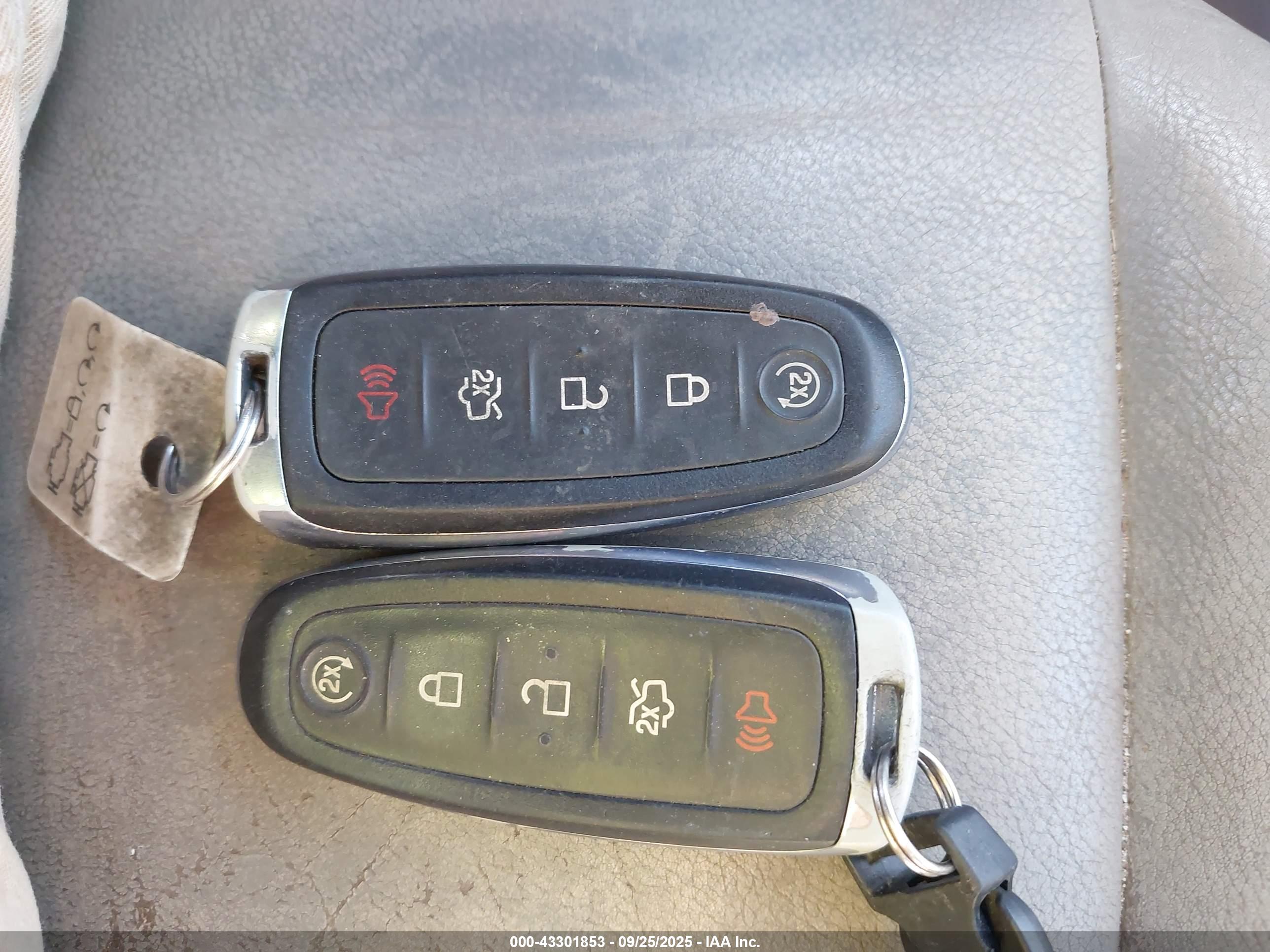FORD ESCAPE image 11