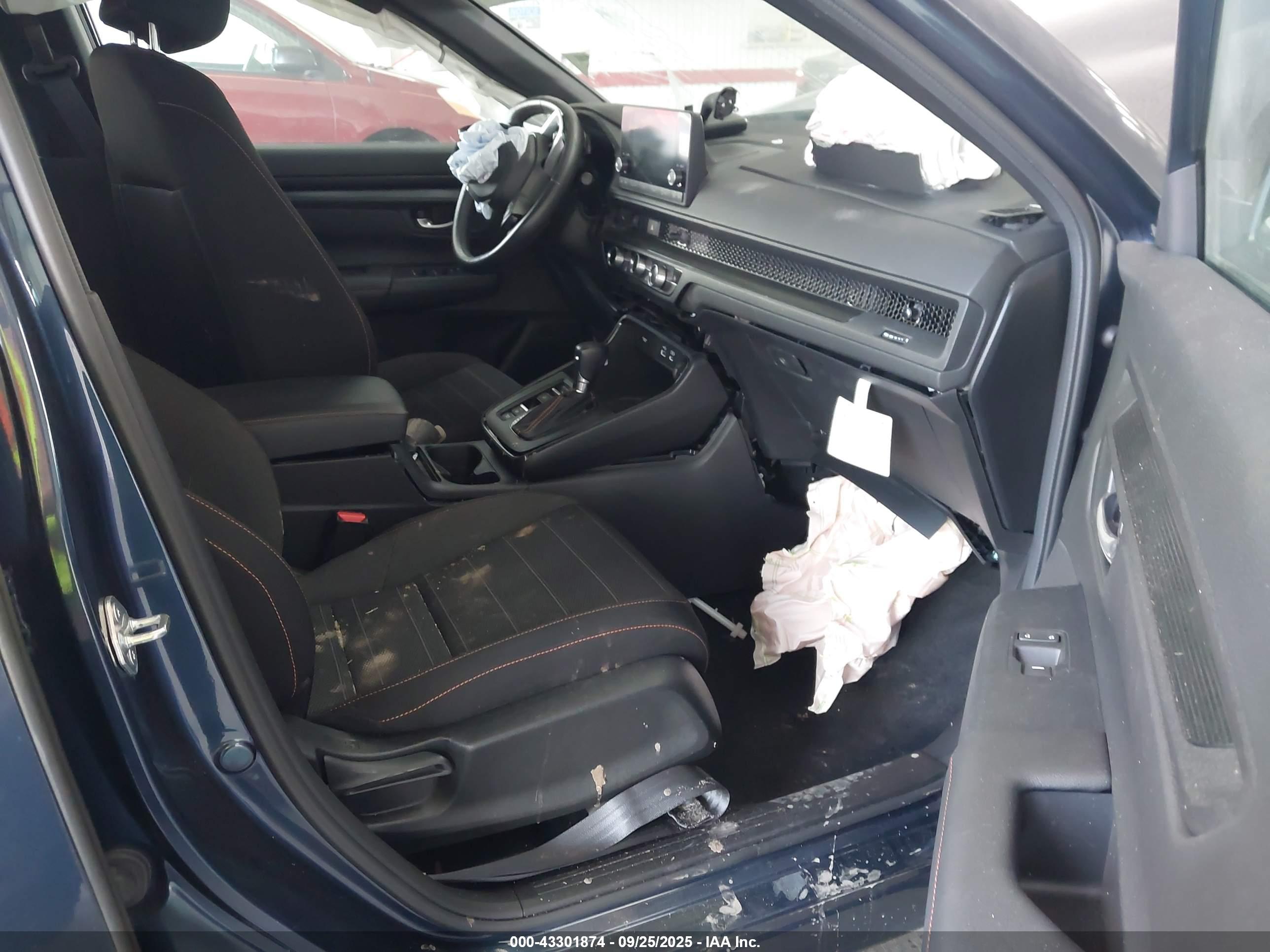HONDA CR-V image 5