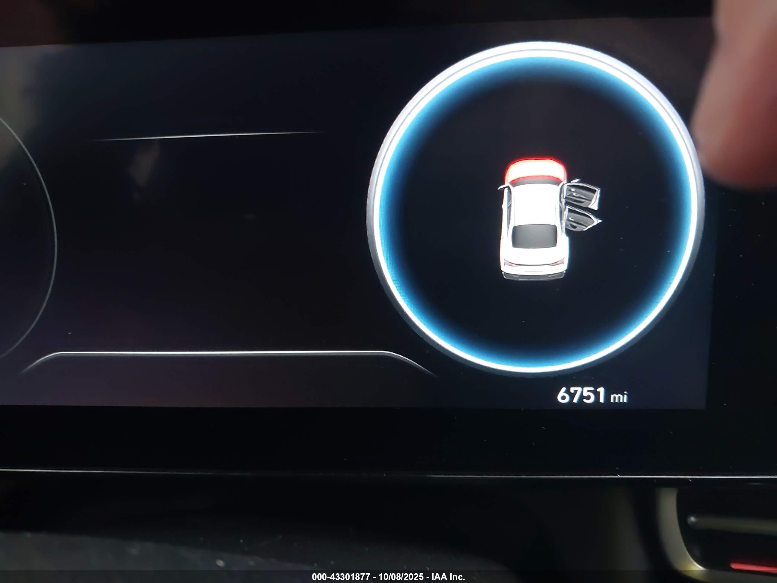HYUNDAI ELANTRA image 7