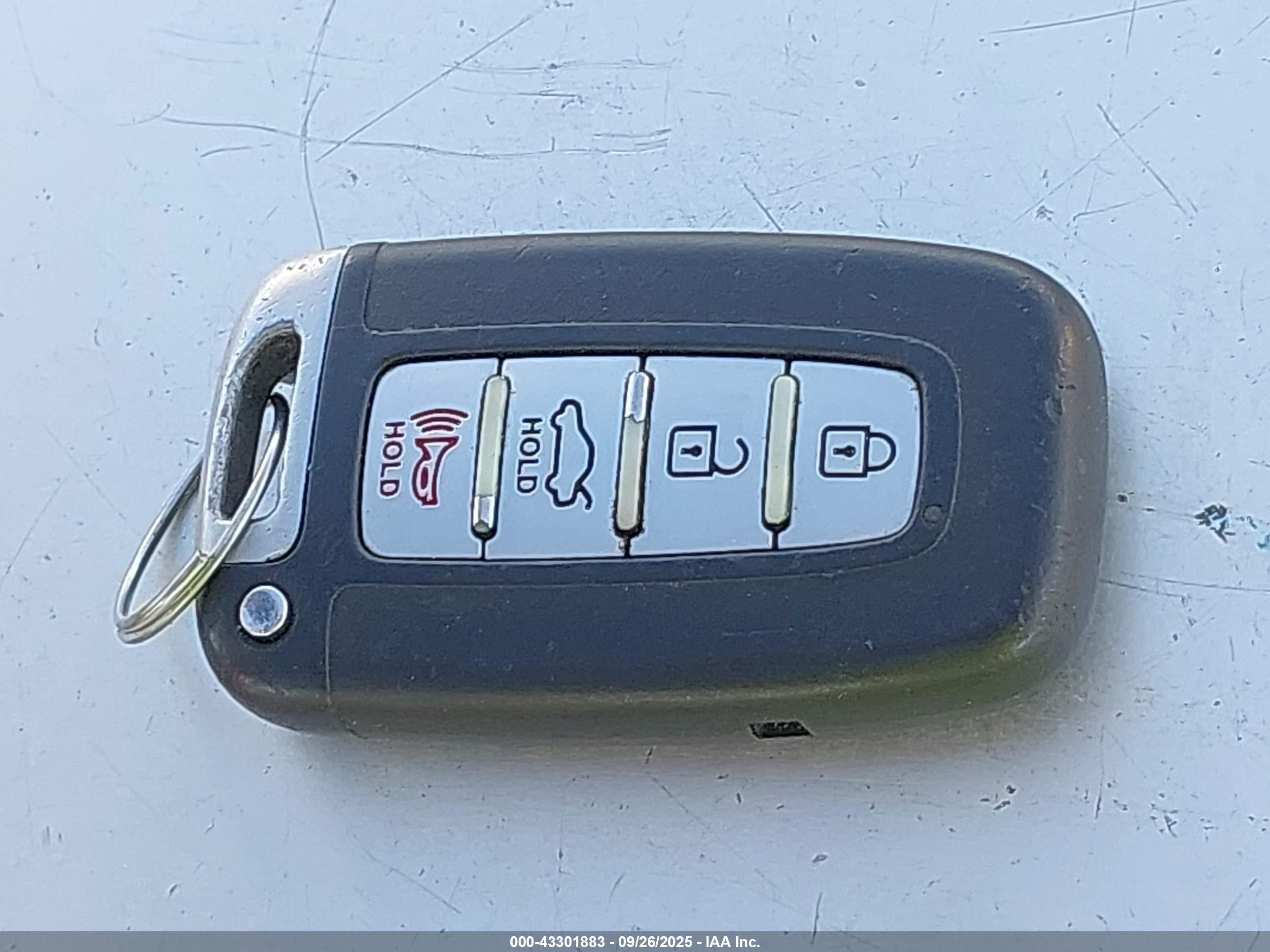 HYUNDAI SONATA image 11