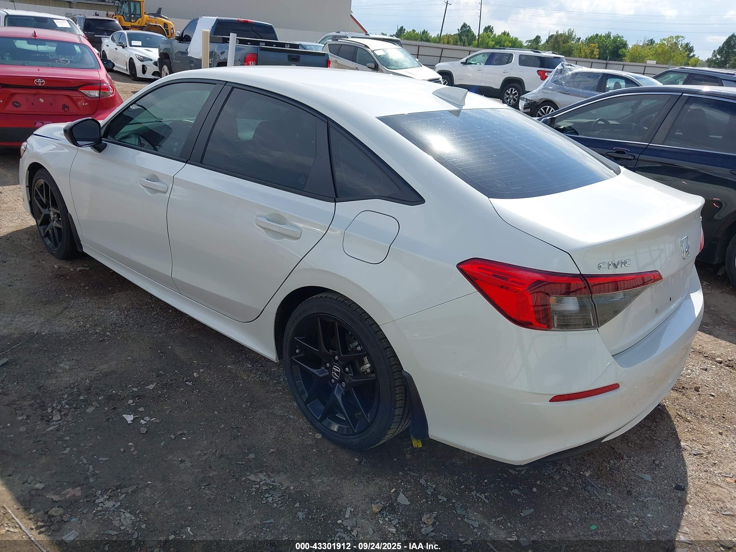 HONDA CIVIC image 3