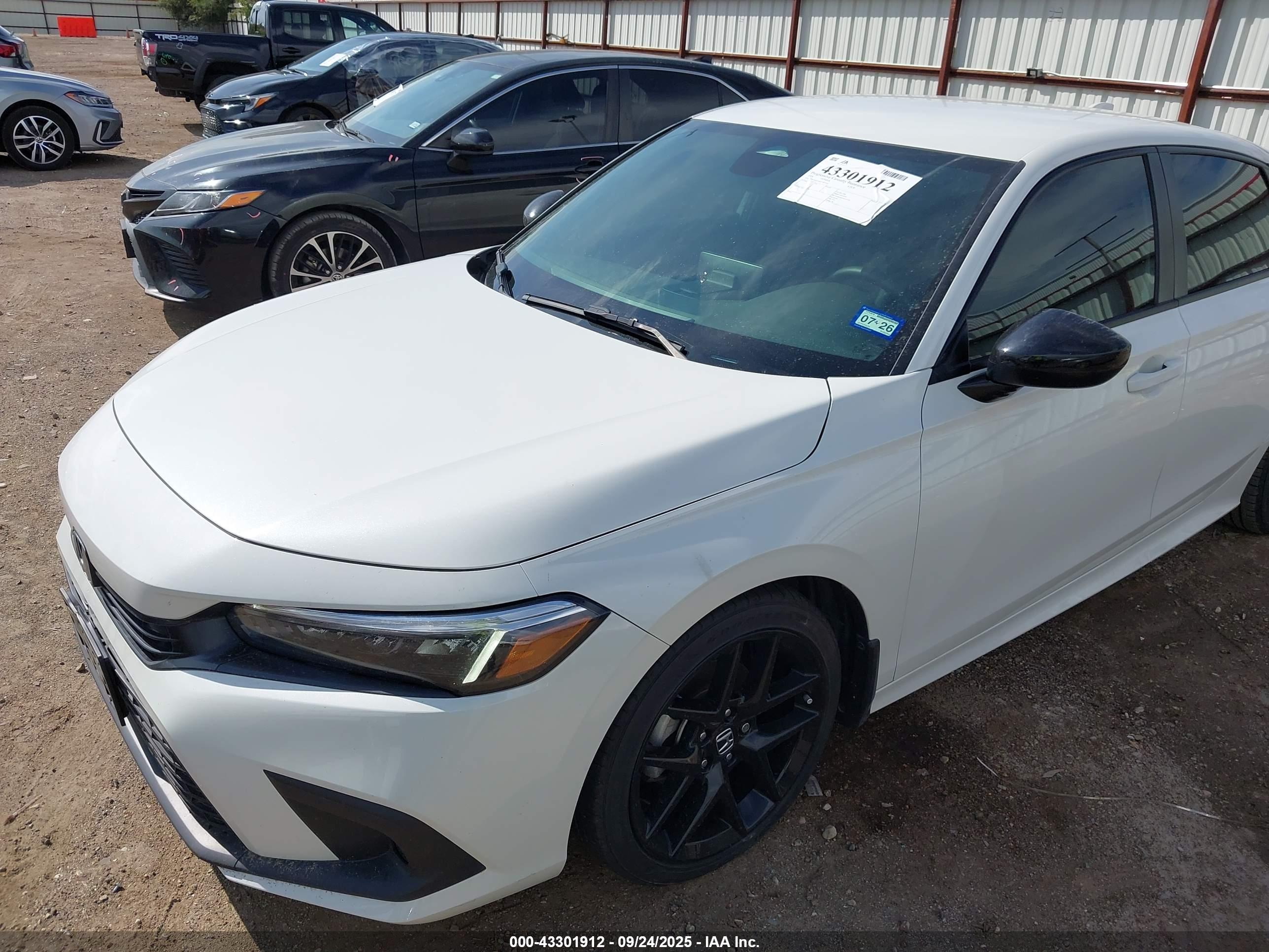 HONDA CIVIC image 6