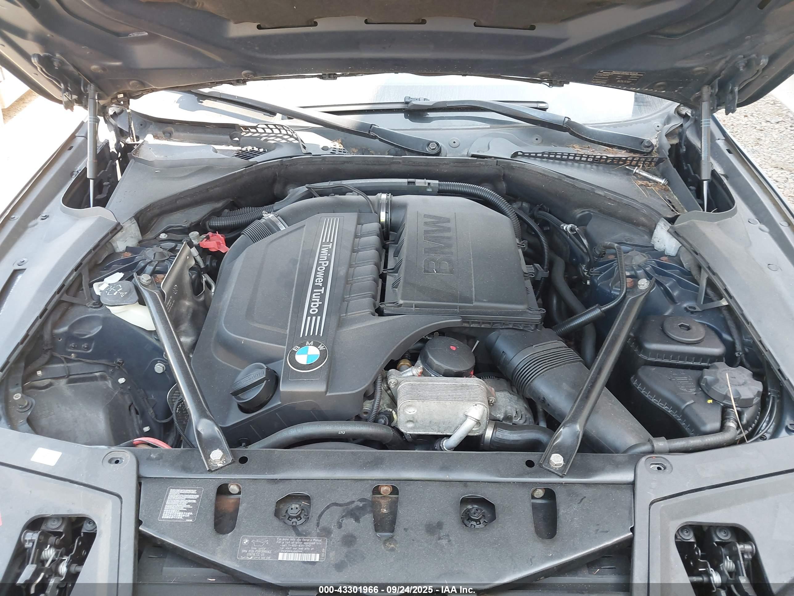 BMW 535I image 10