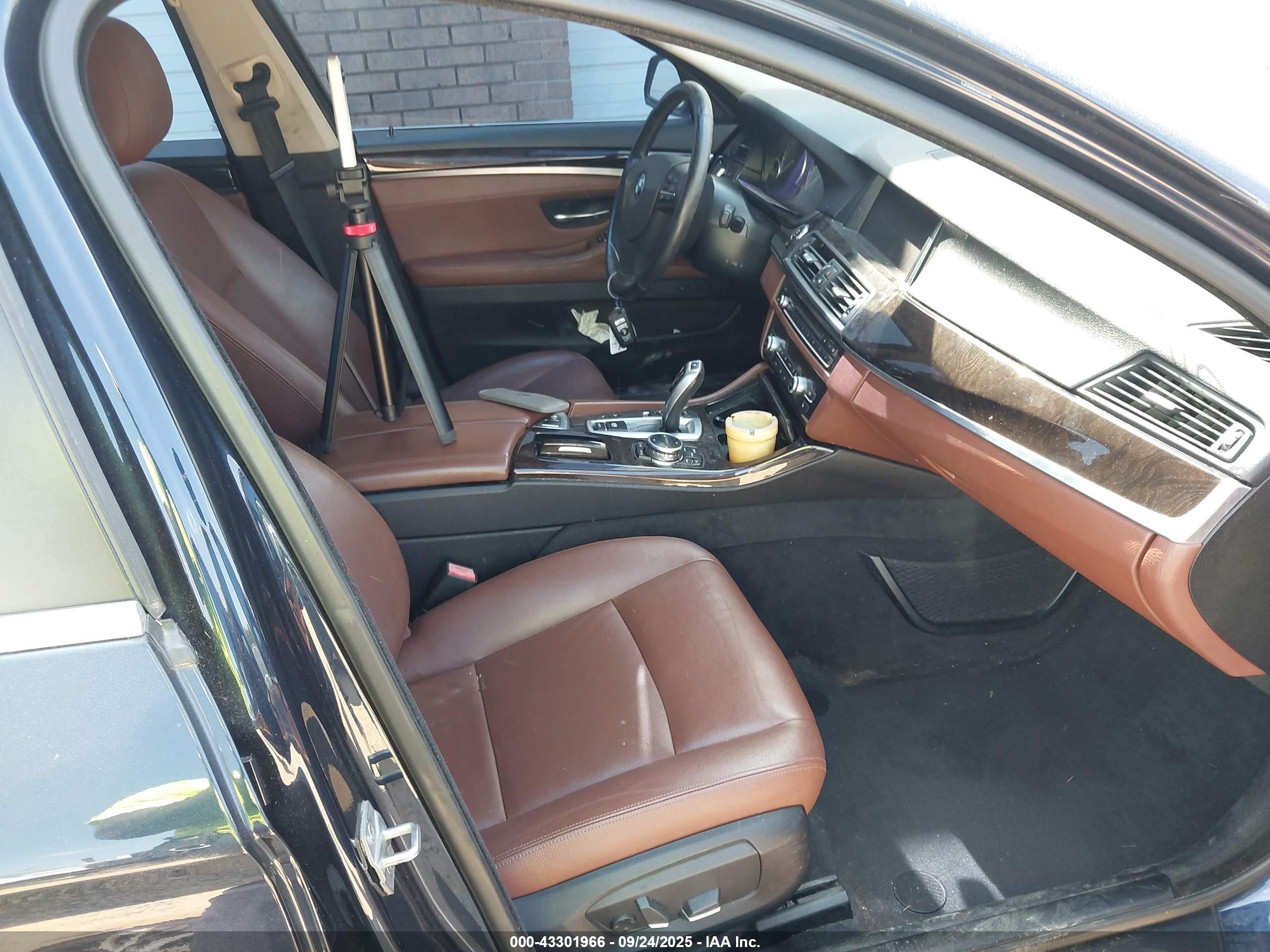 BMW 535I image 5