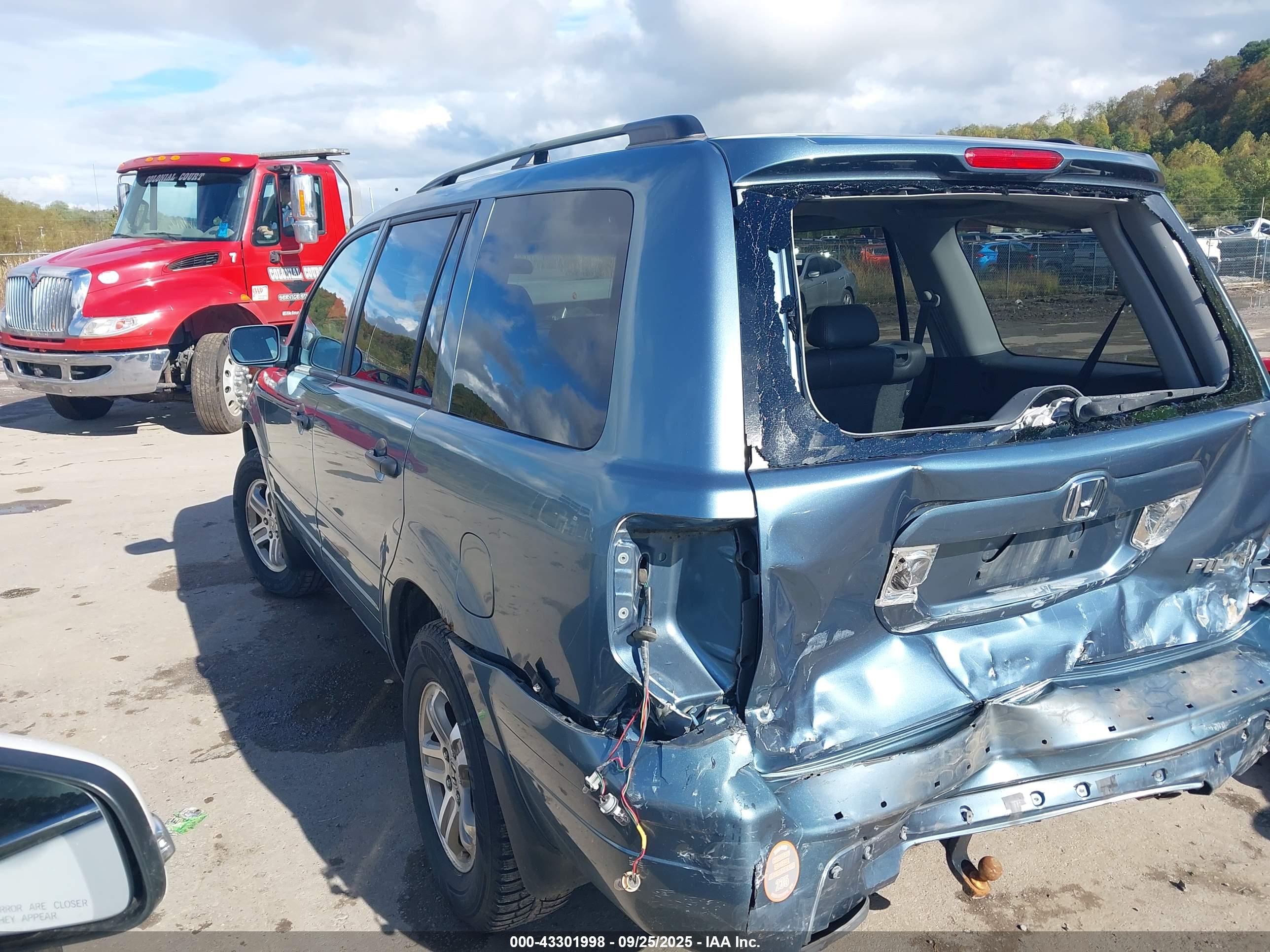 HONDA PILOT image 3