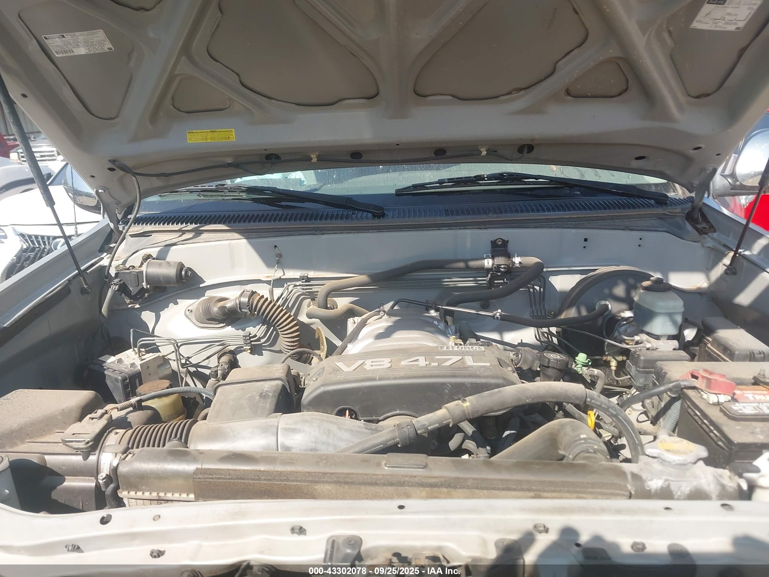 TOYOTA TUNDRA image 10