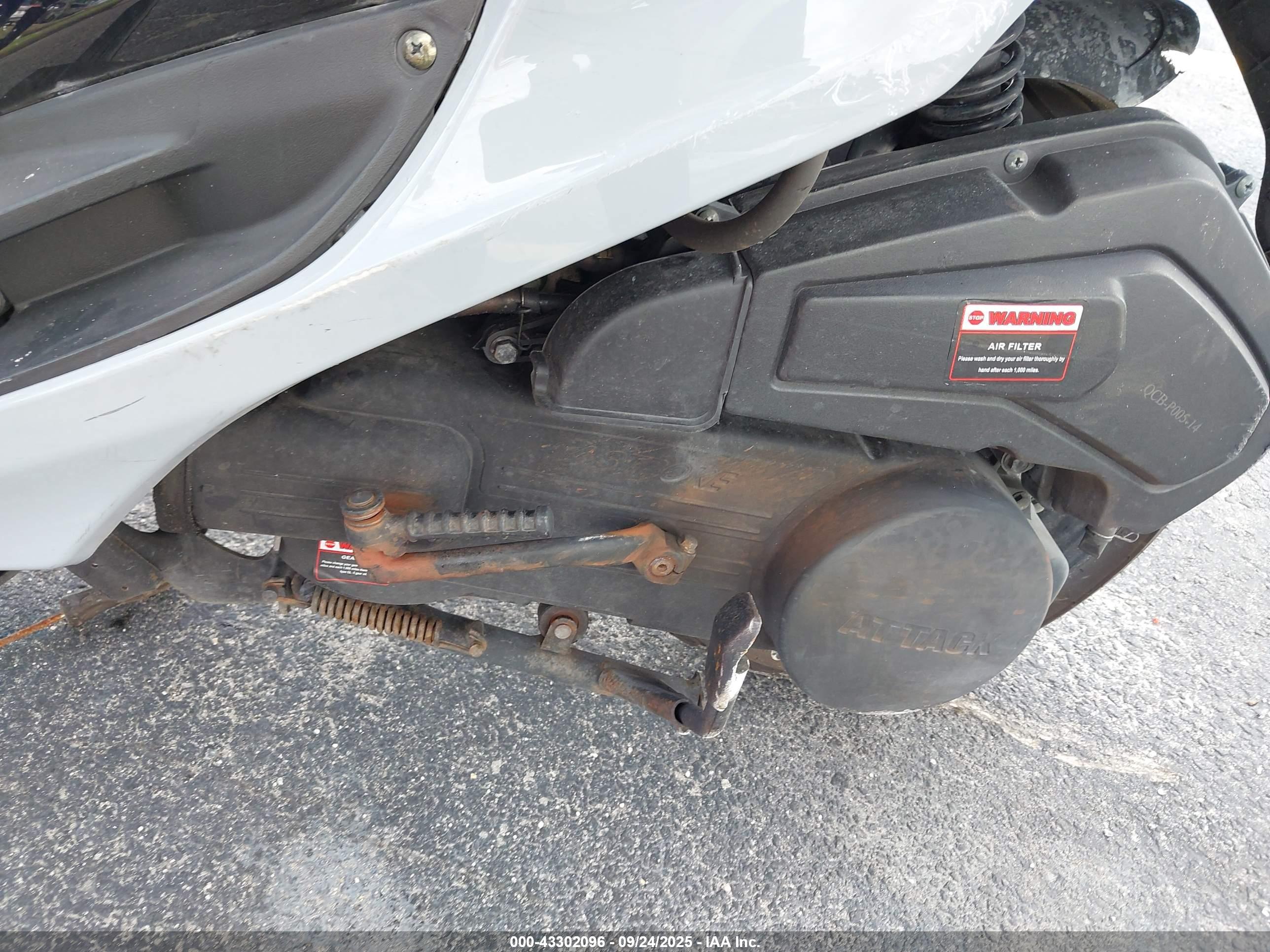 TQVC SCOOTER image 9