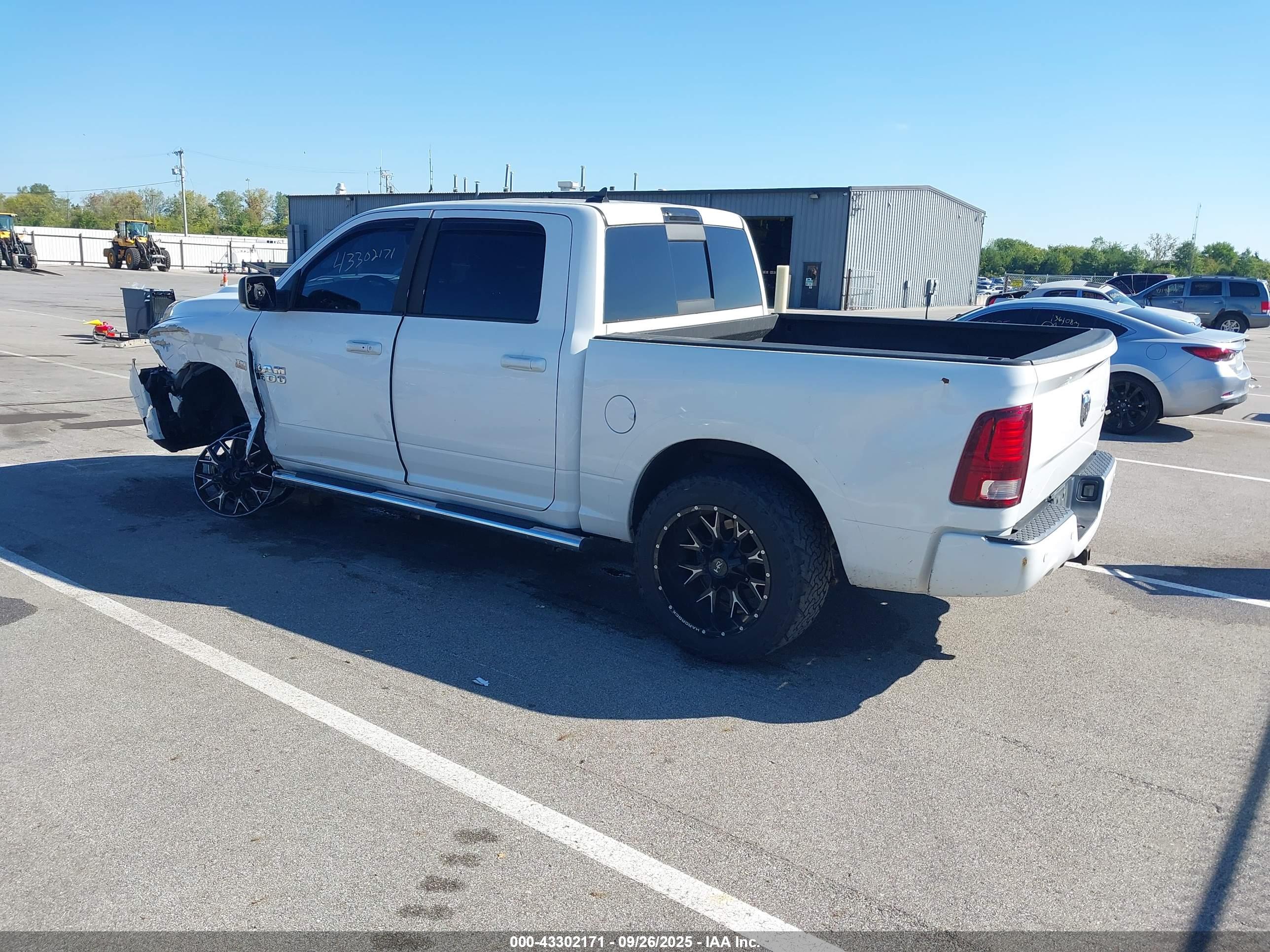 RAM 1500 image 3