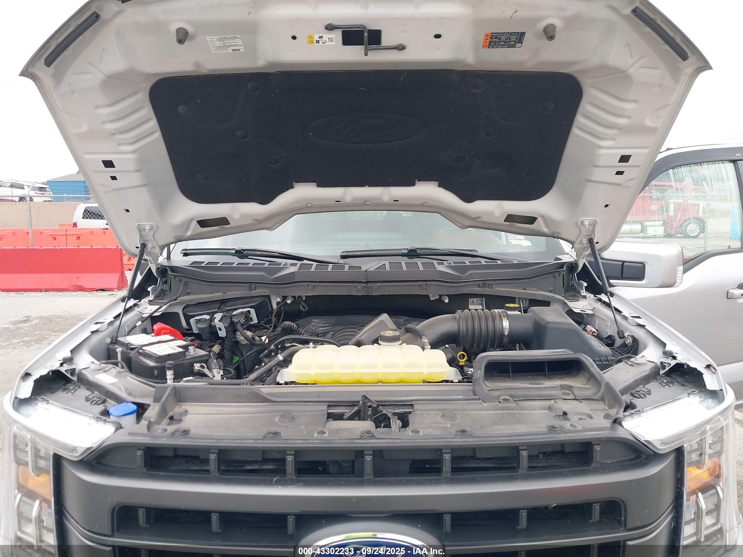 FORD F-150 image 10