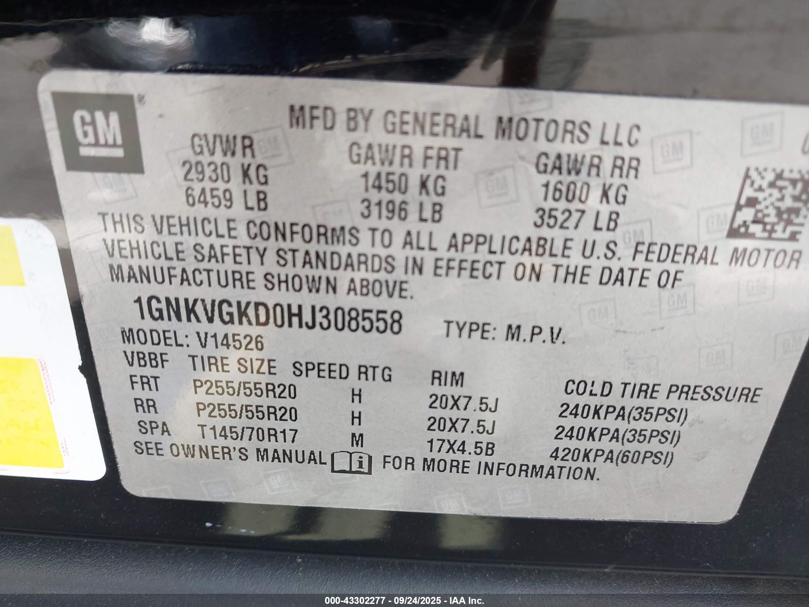 CHEVROLET TRAVERSE image 9