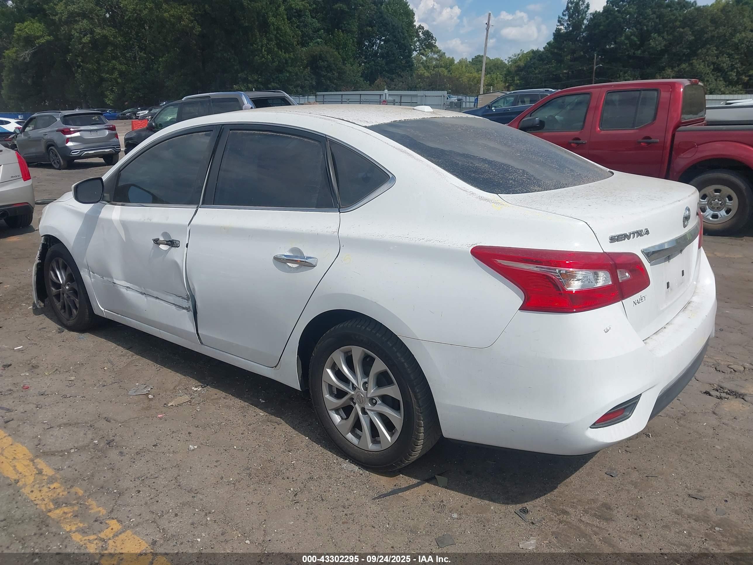 NISSAN SENTRA image 3
