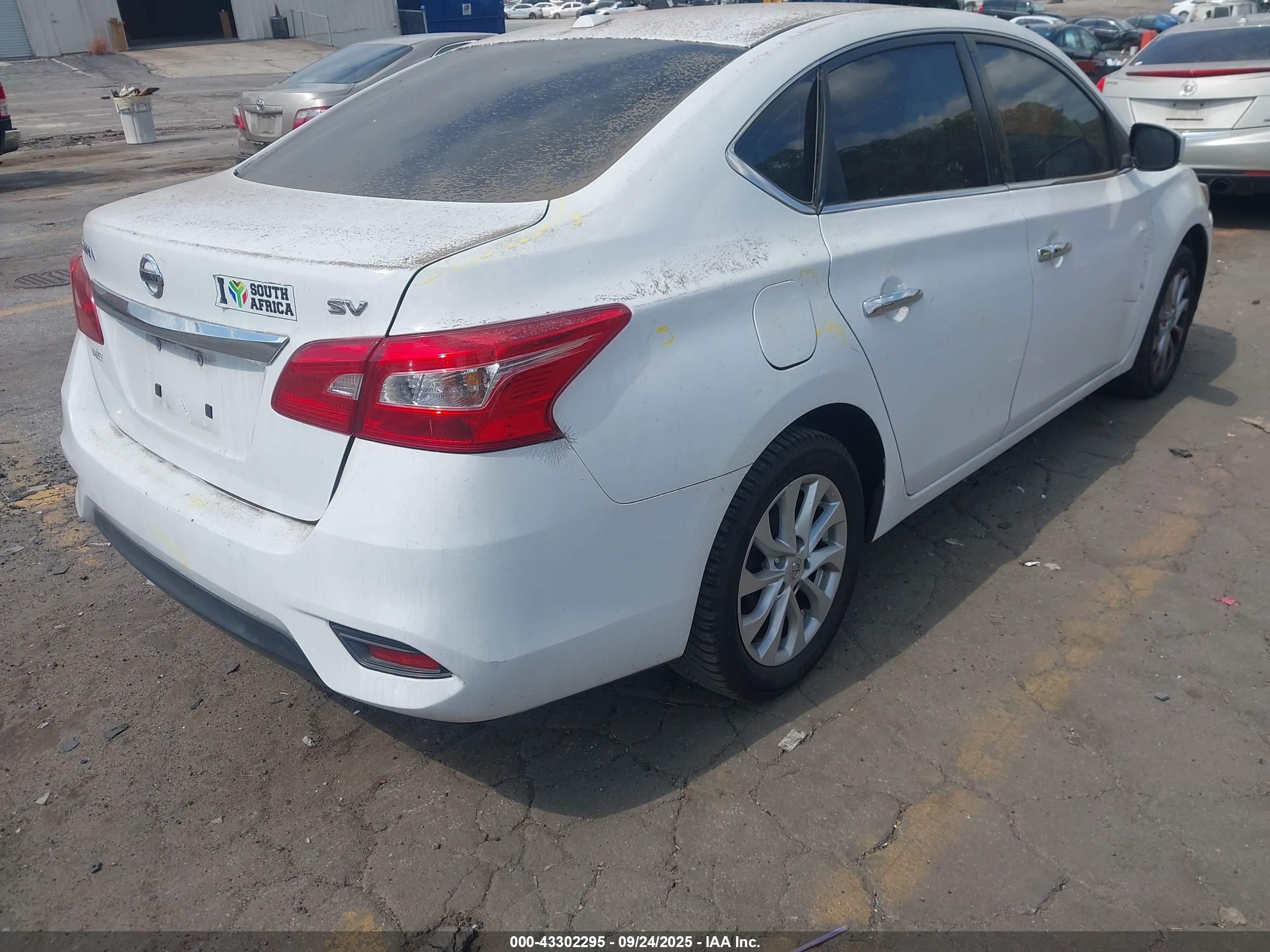 NISSAN SENTRA image 4
