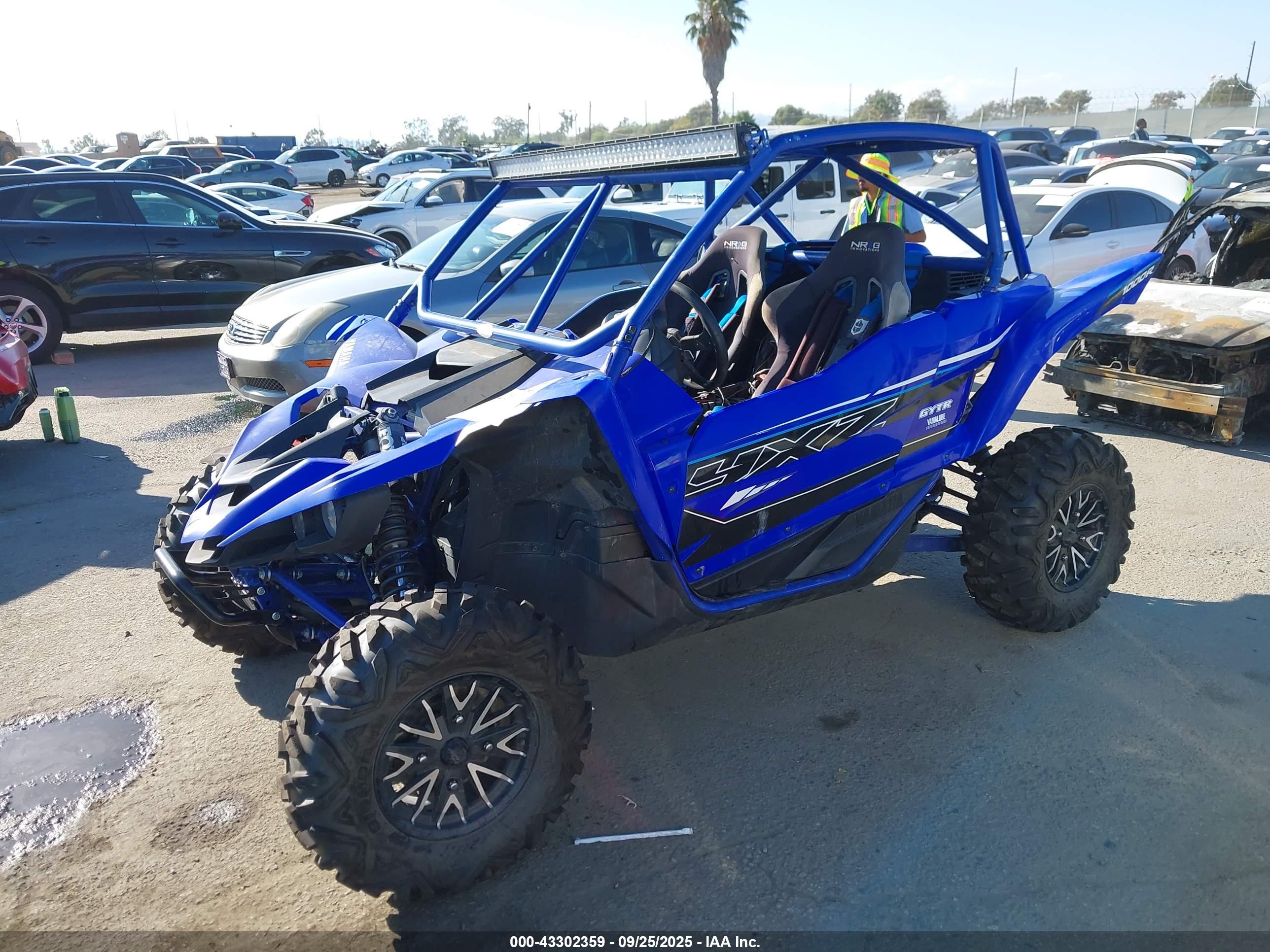 YAMAHA YXZ1000 image 2
