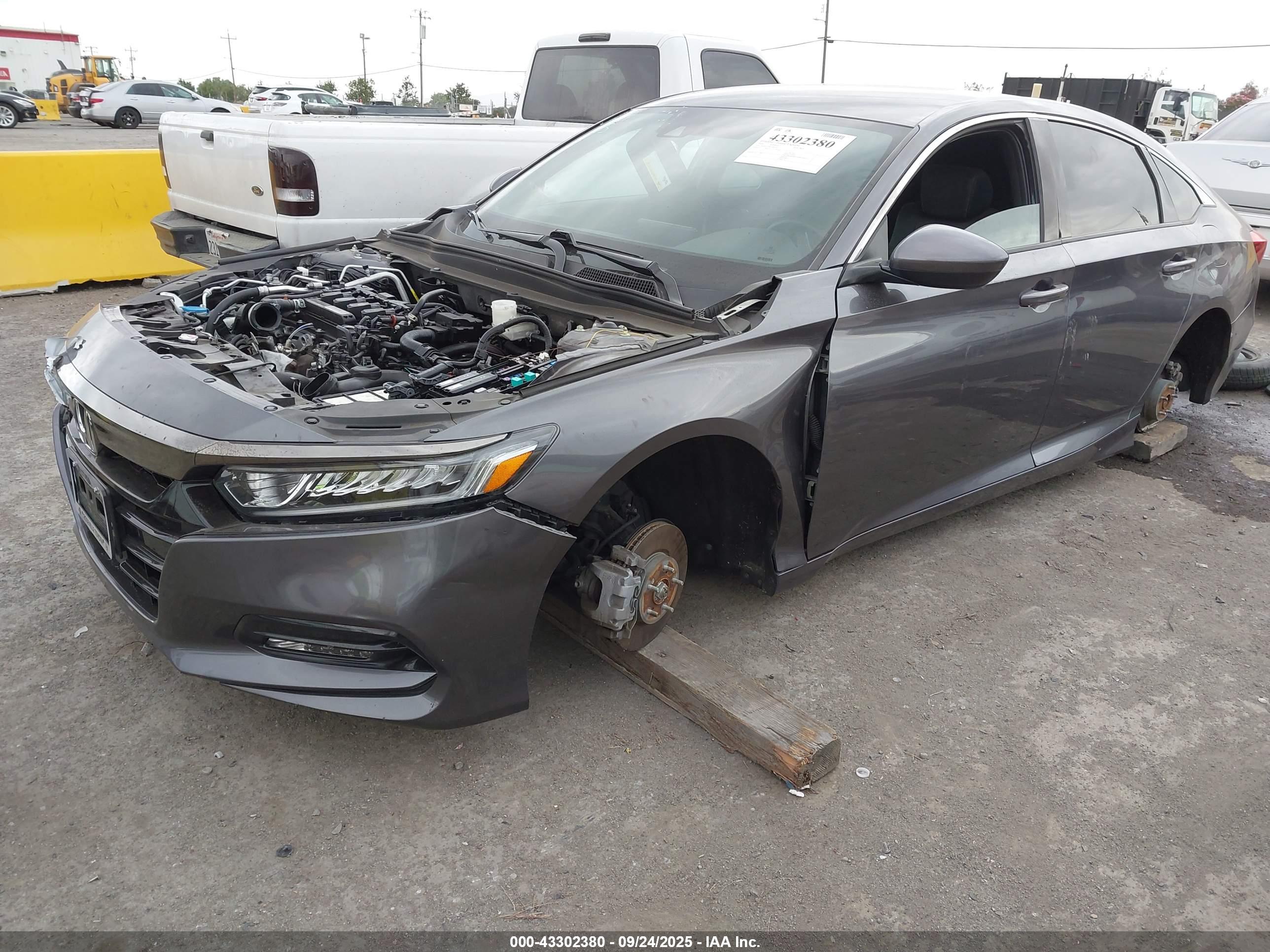 HONDA ACCORD image 2