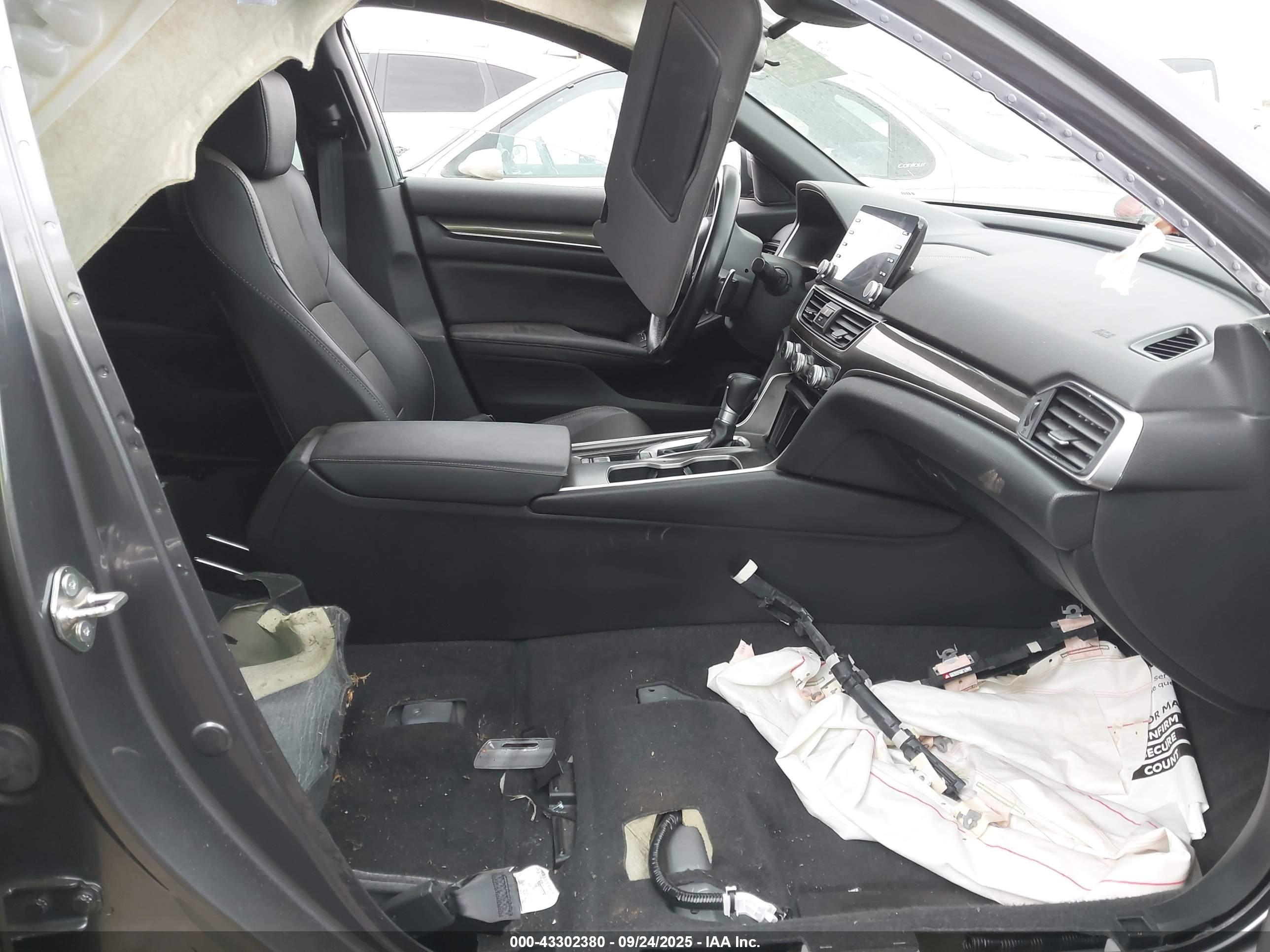 HONDA ACCORD image 5