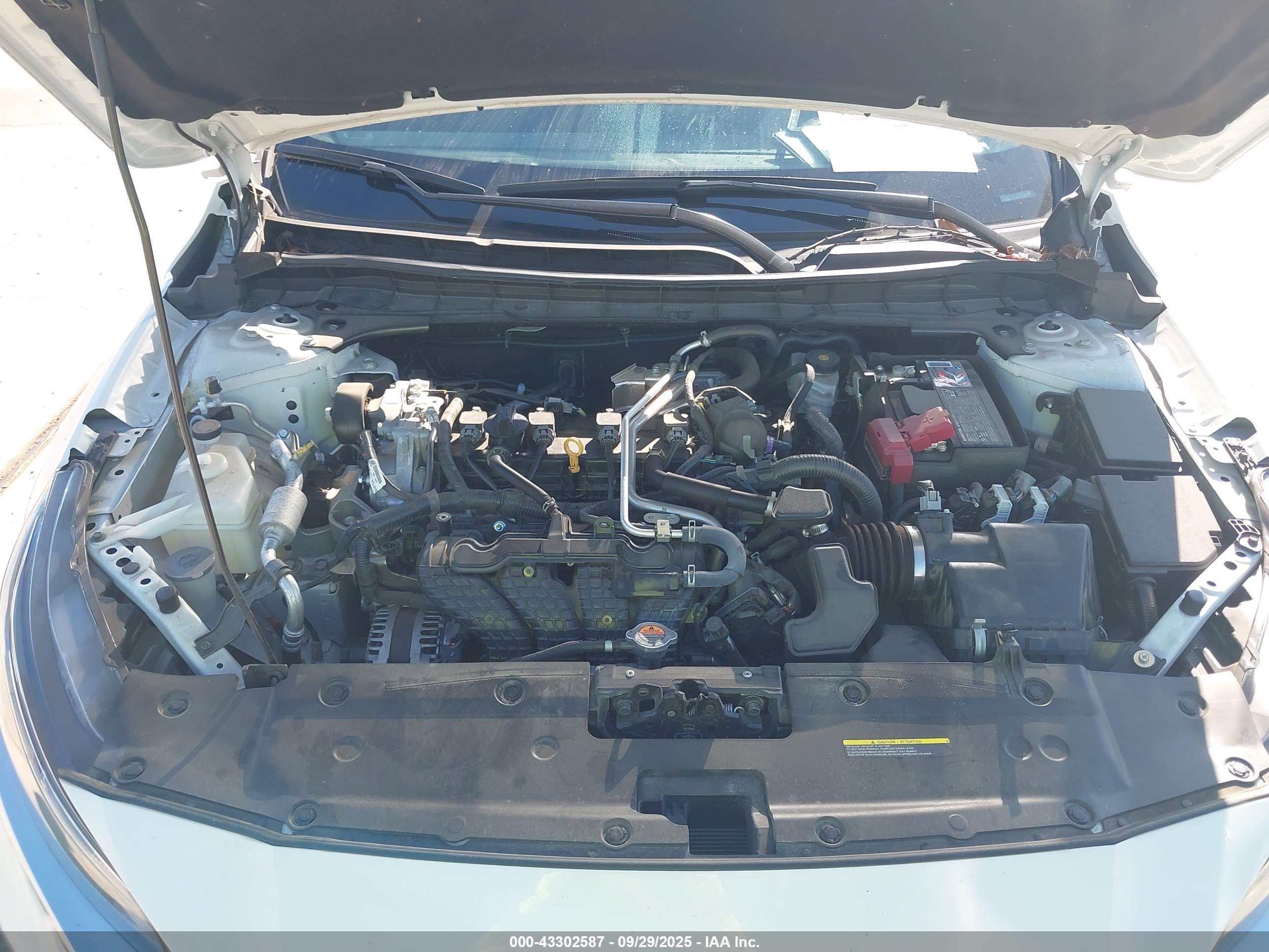 NISSAN ALTIMA image 10