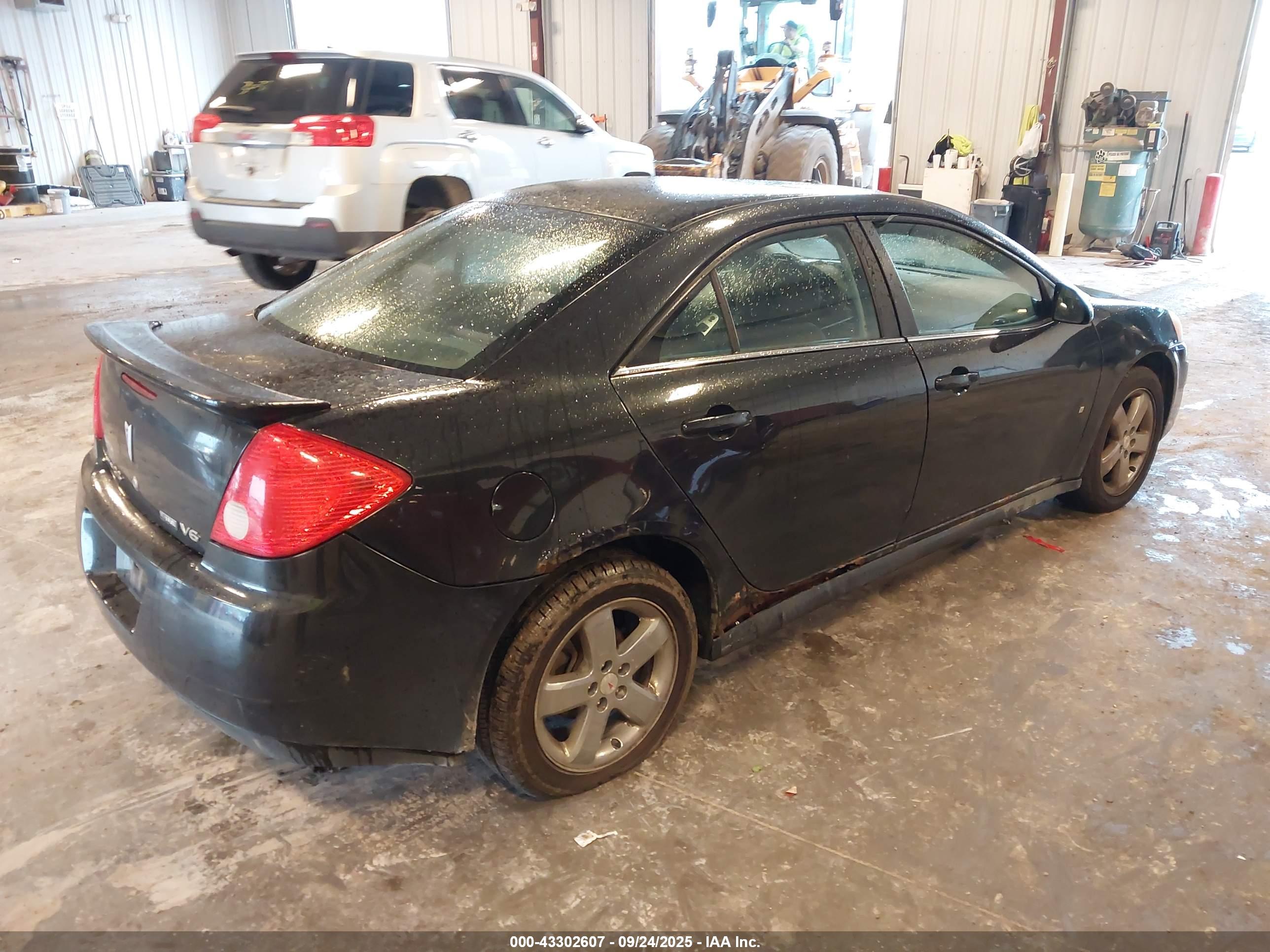 PONTIAC G6 image 4