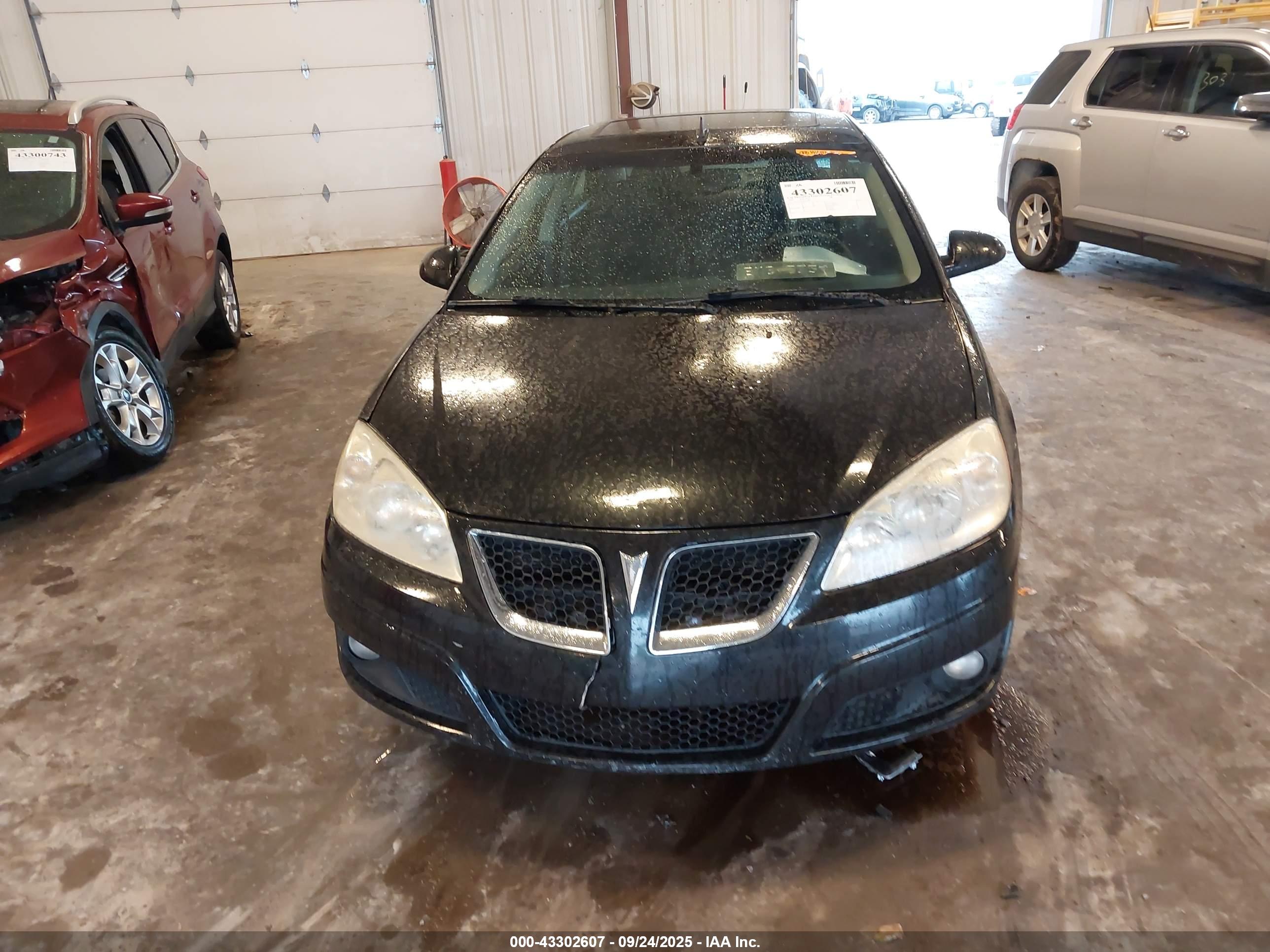 PONTIAC G6 image 6