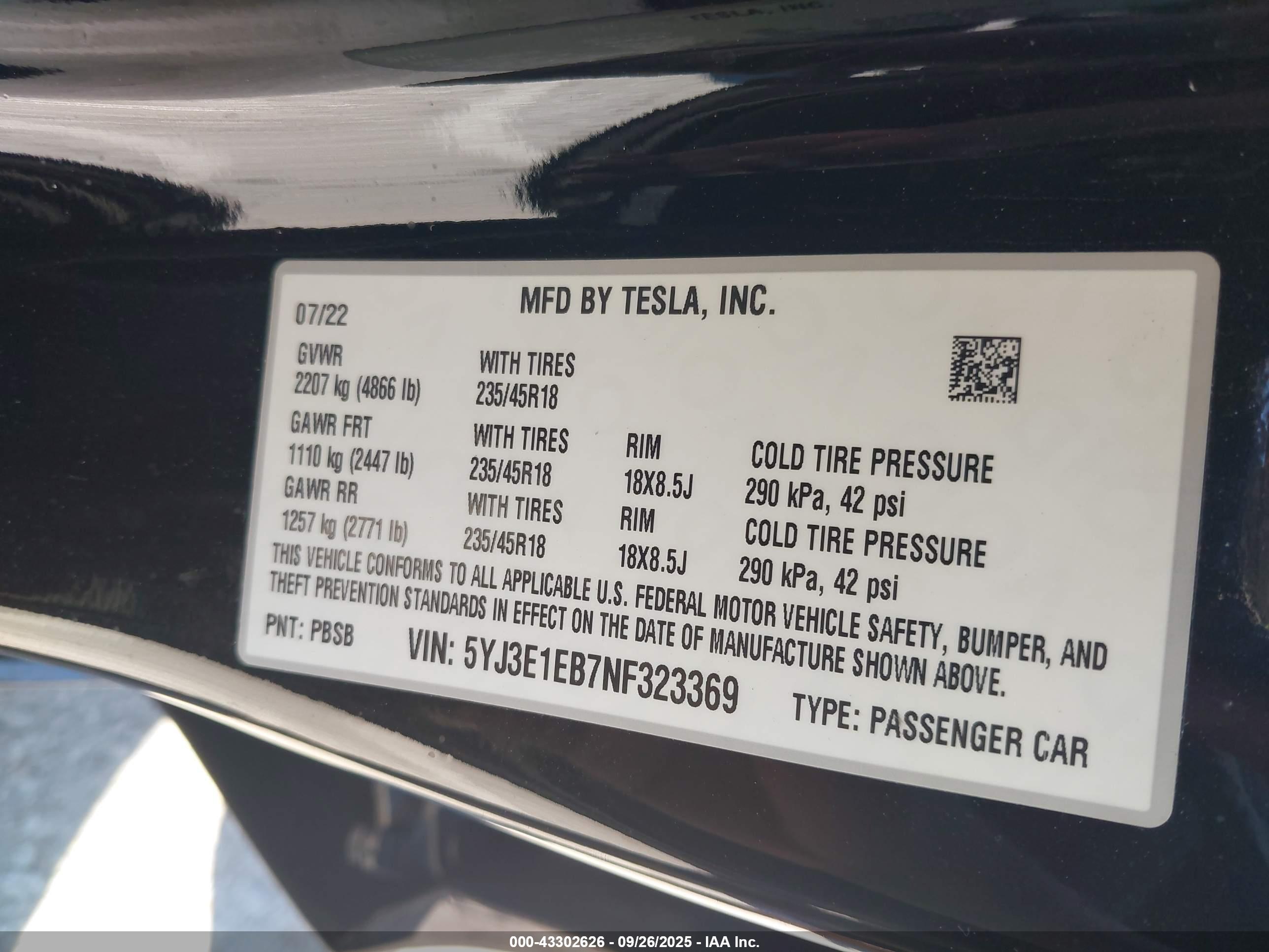 TESLA MODEL image 9