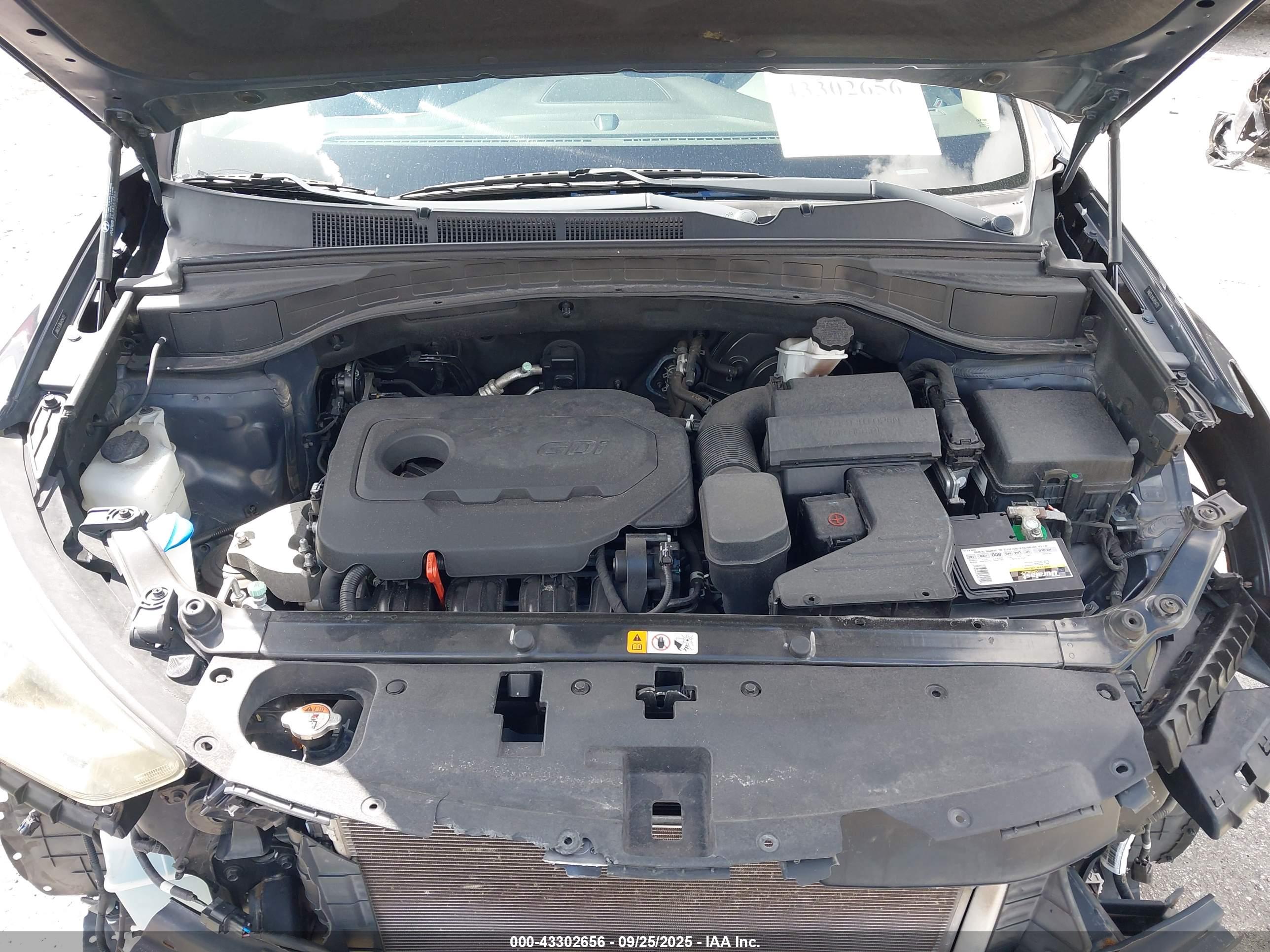HYUNDAI SANTA image 10